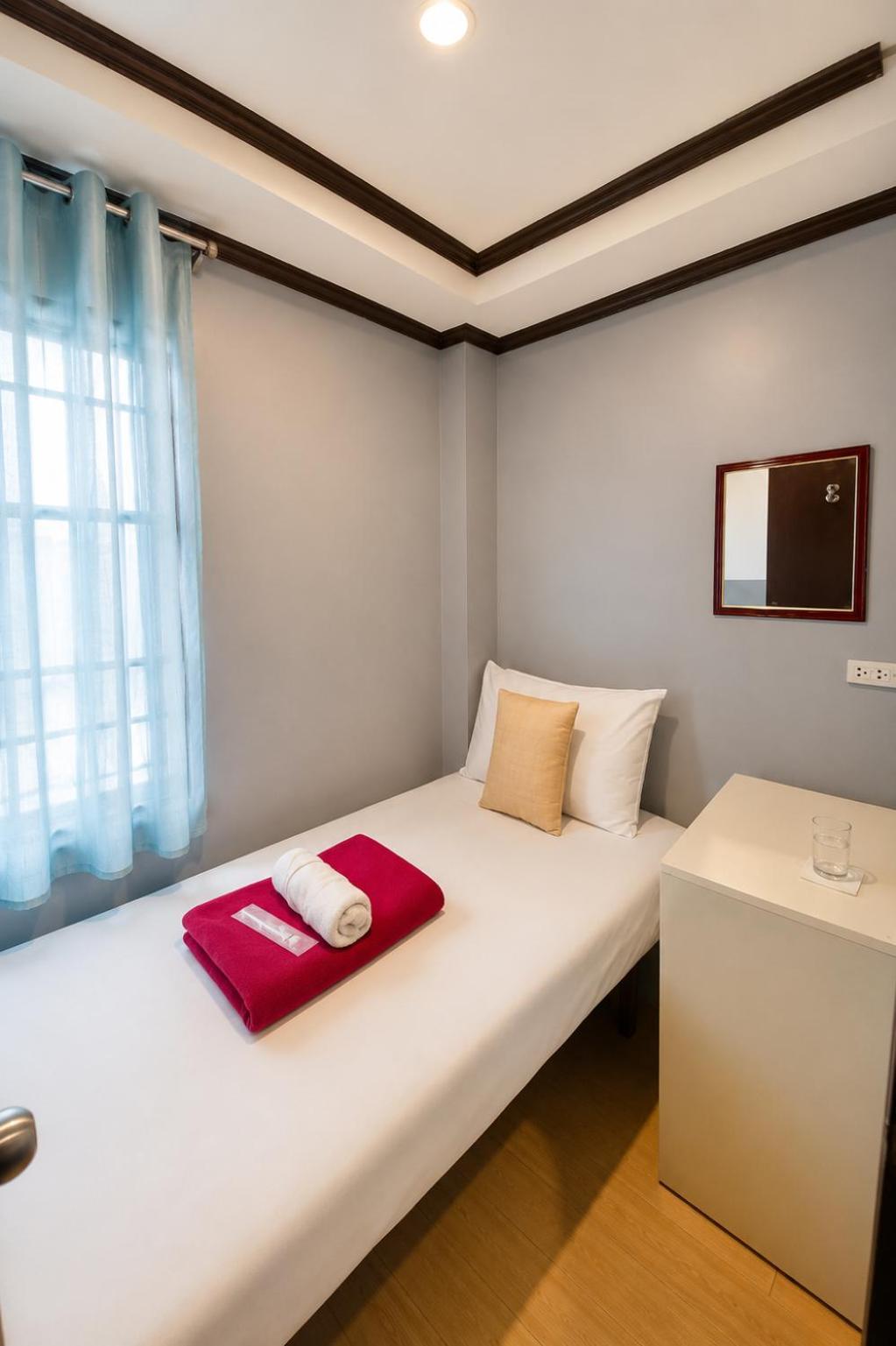 Bed 4-Bed Male Dormitory Room