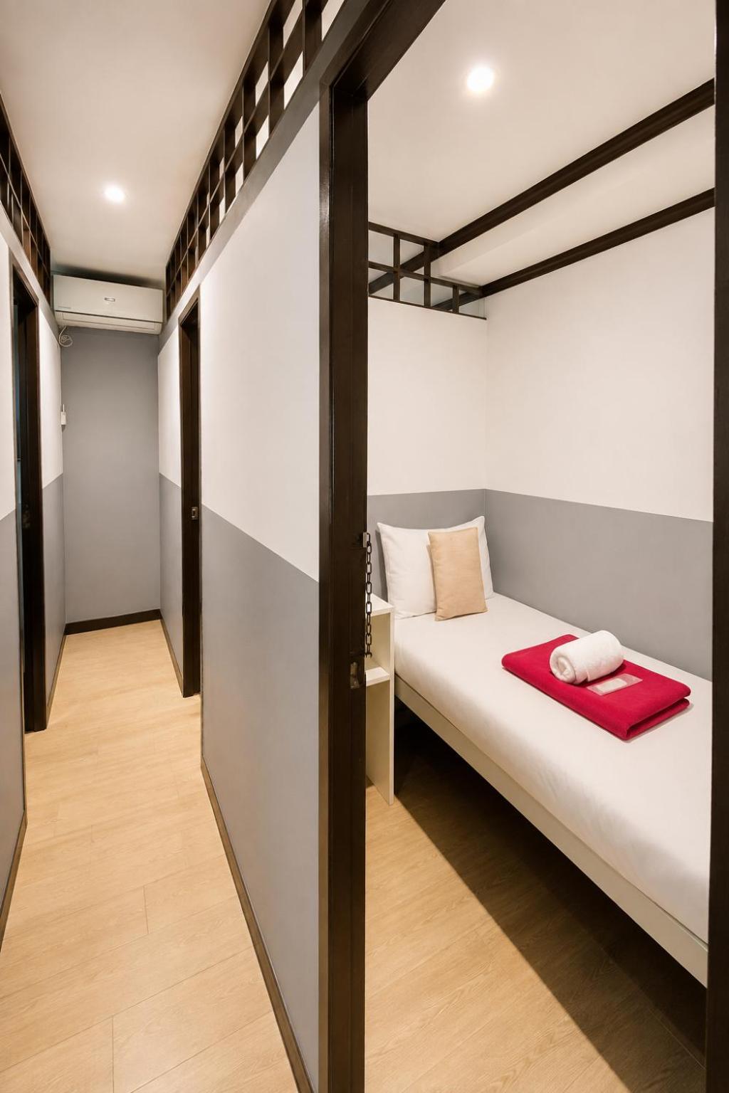 Bed 4-Bed Male Dormitory Room