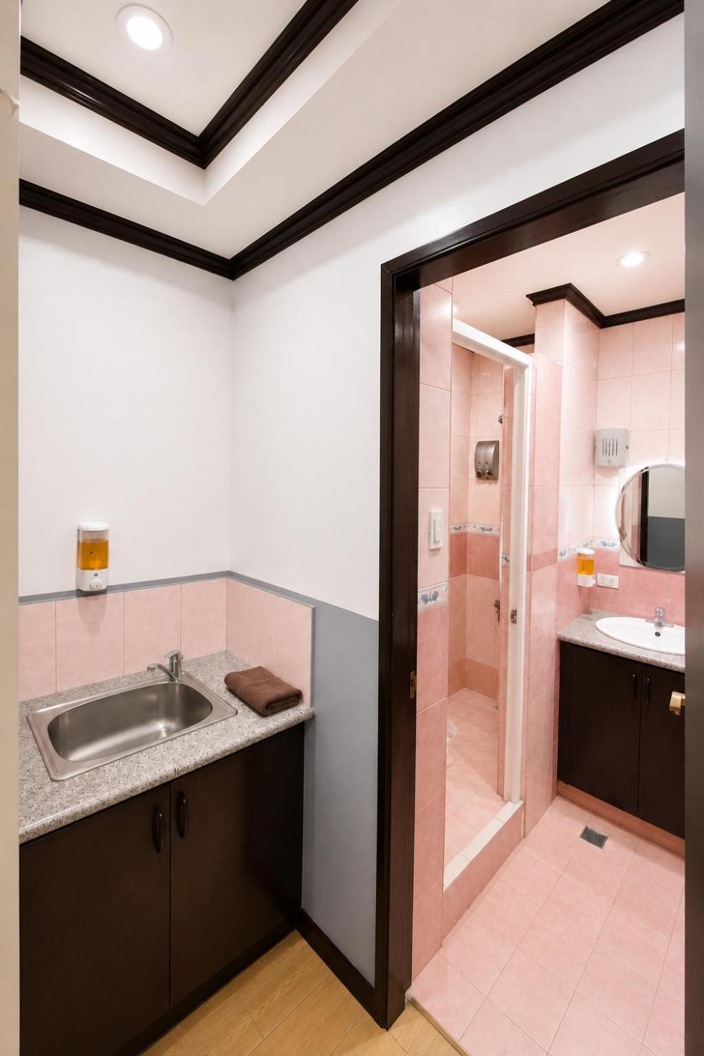 Bed 4-Bed Male Dormitory Room