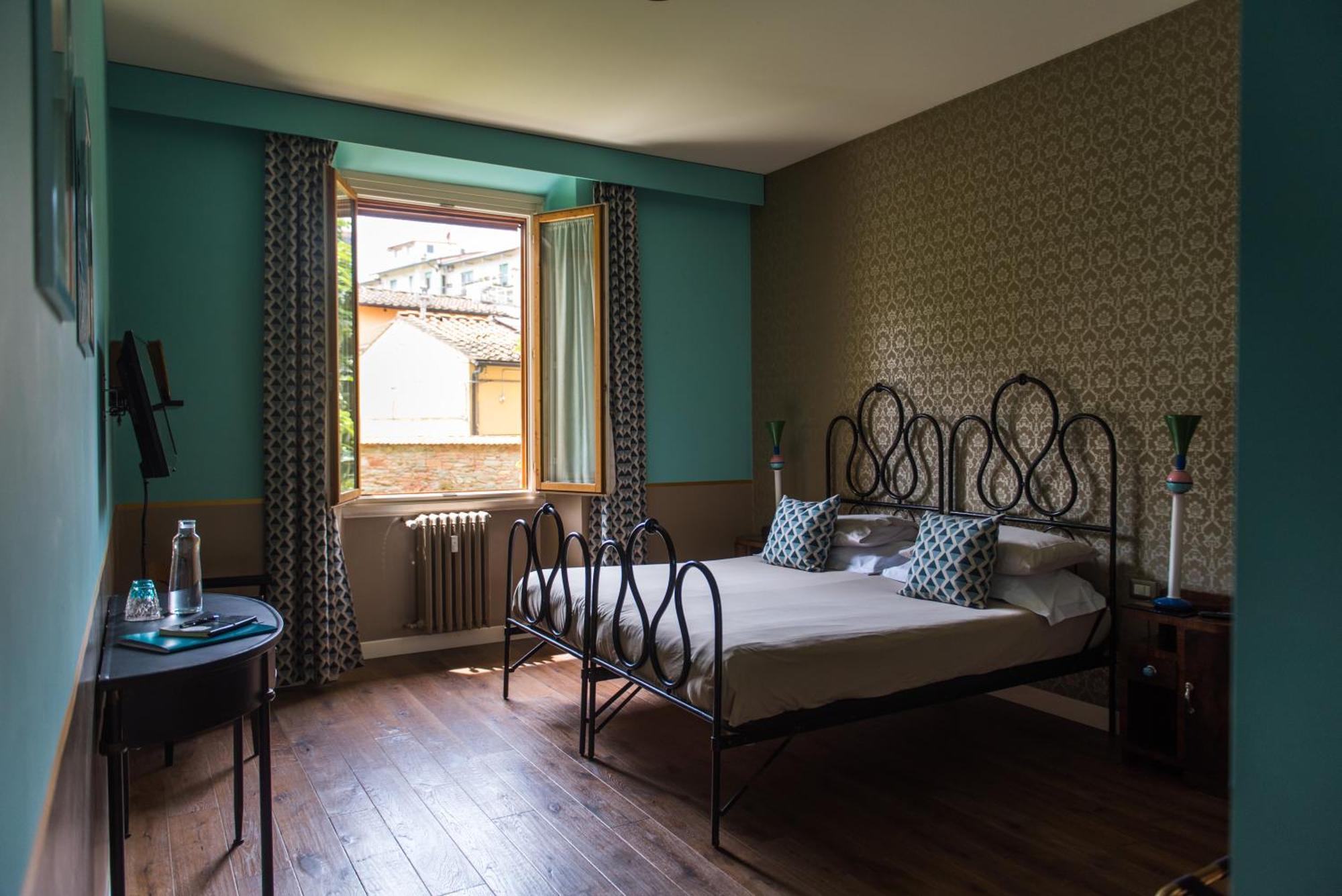 Deluxe Double or Twin Room Garden View