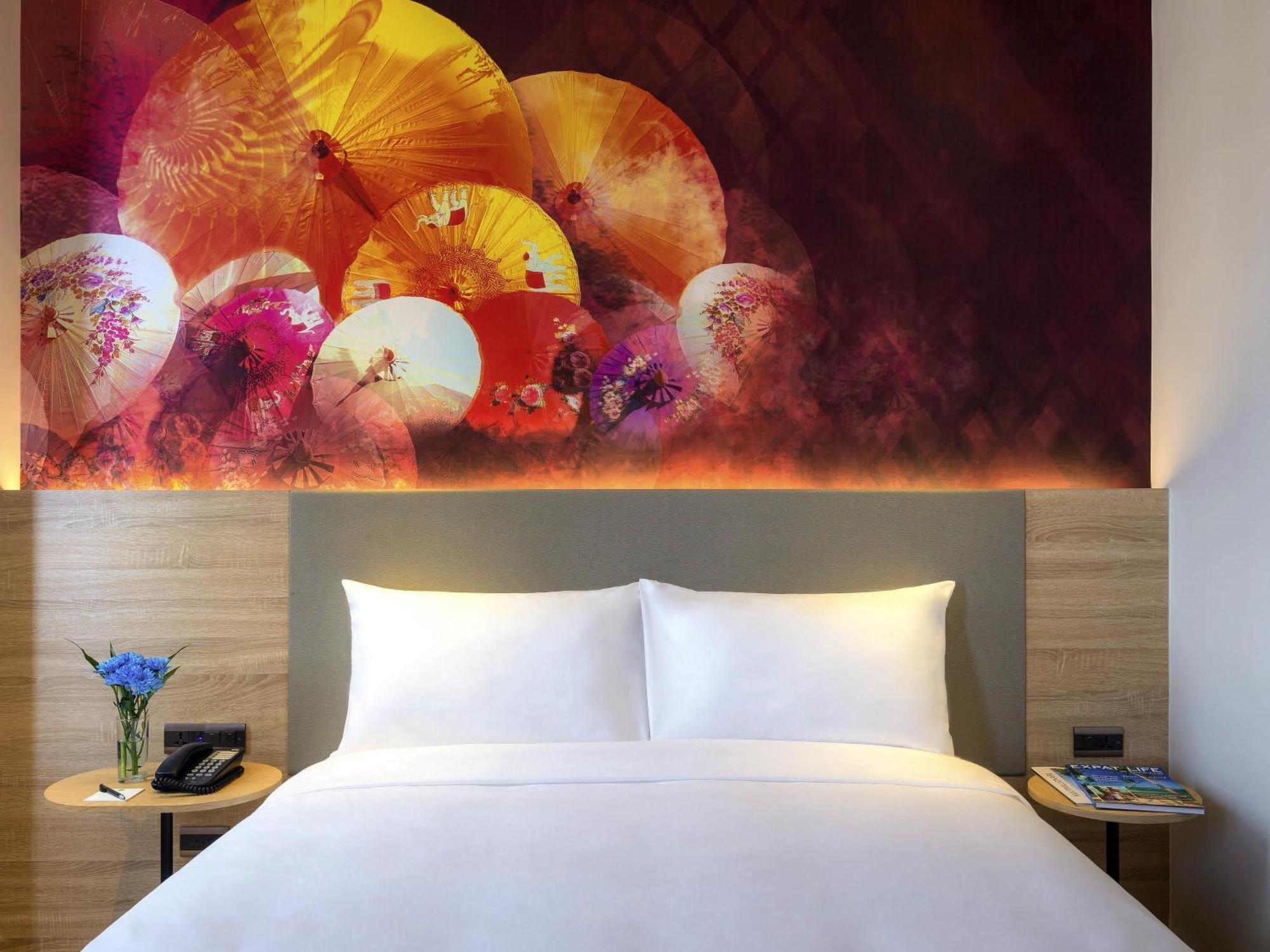 Standard Queen Room