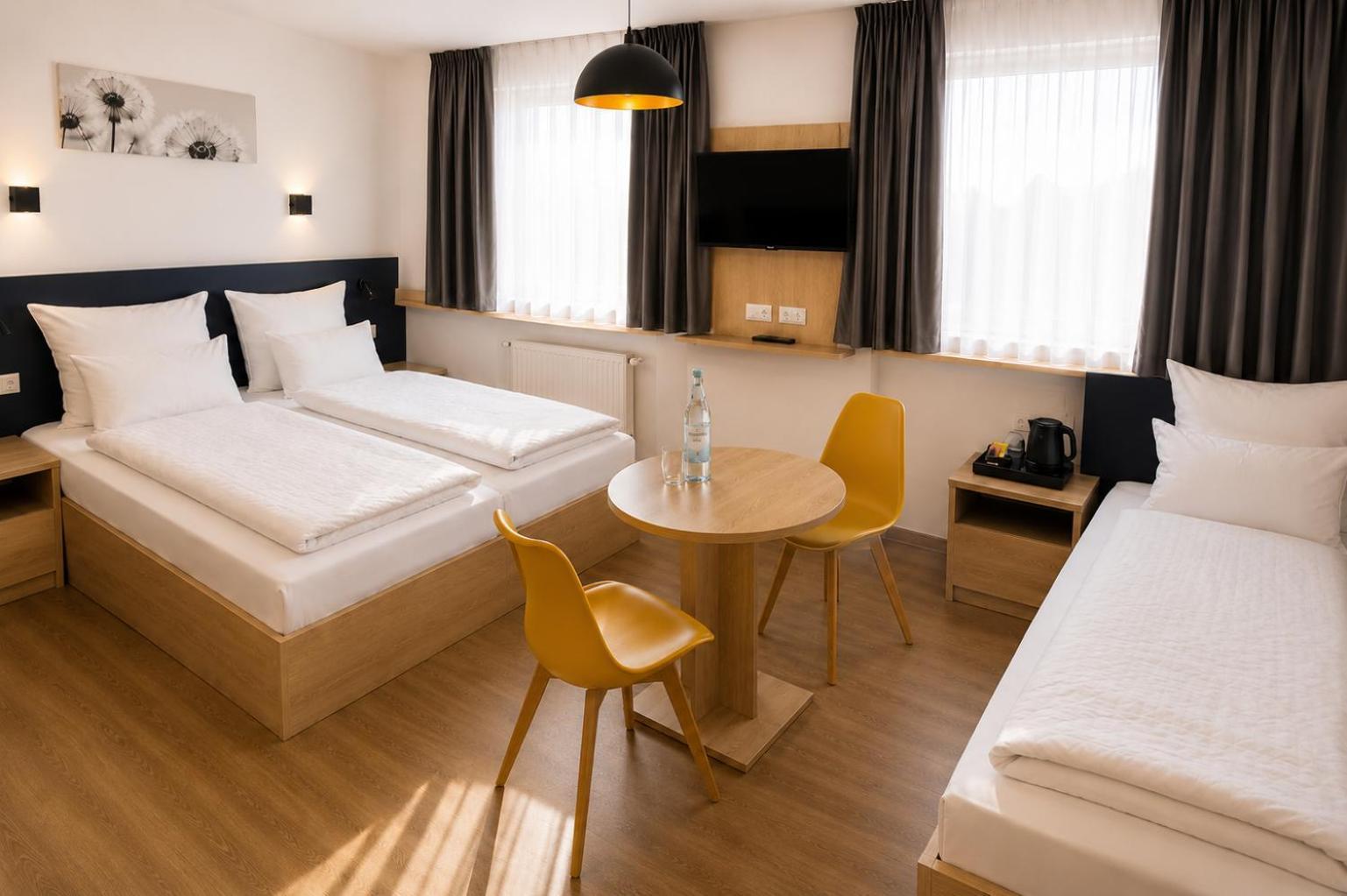 Triple Room