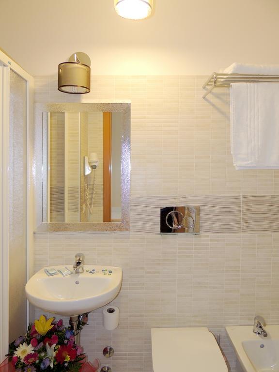 Economy Double or Twin Room