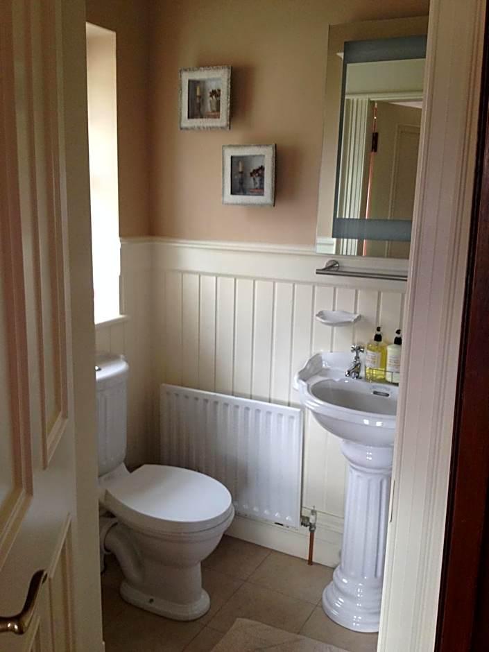 Double Room Four Poster Bed