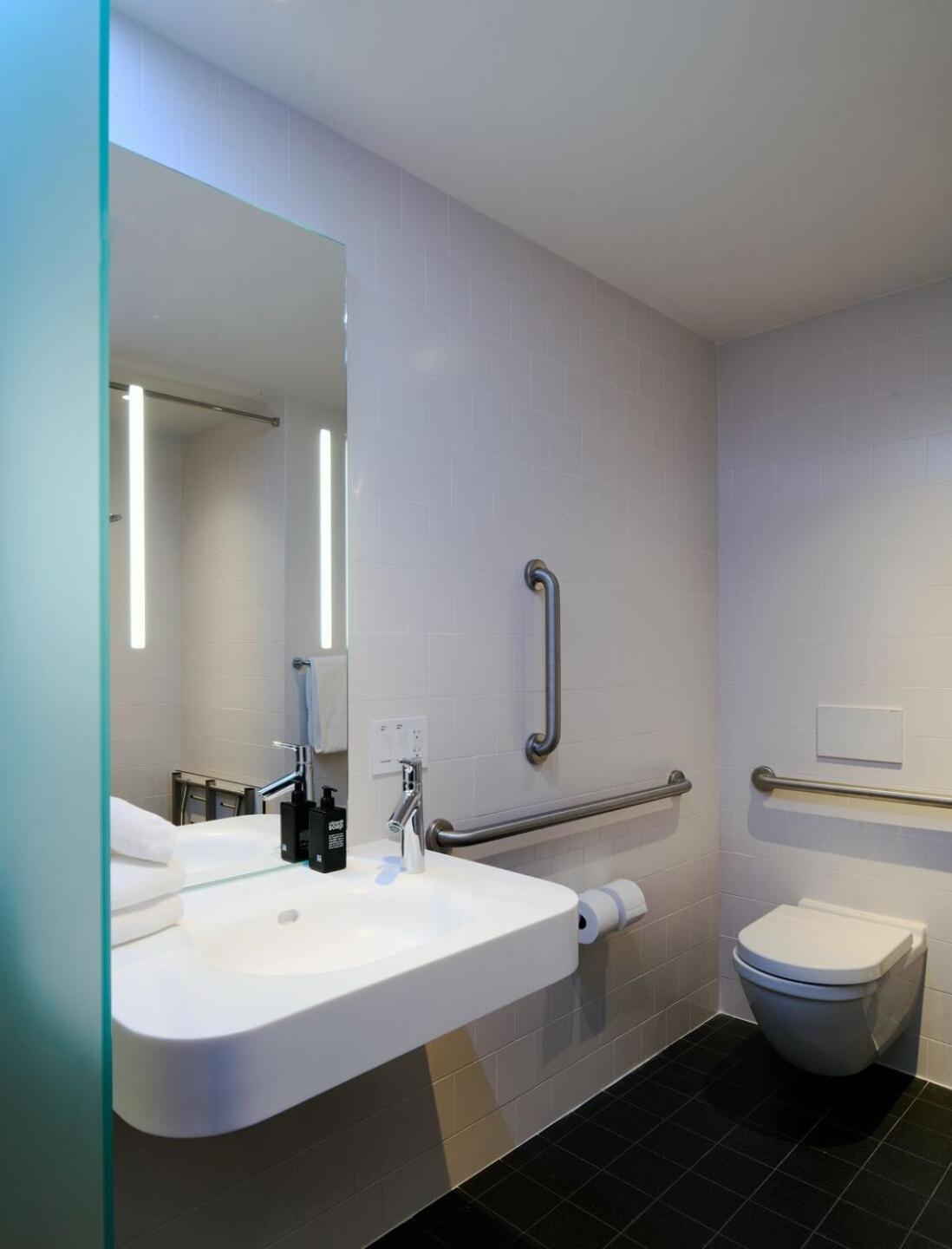 King Room Accessible