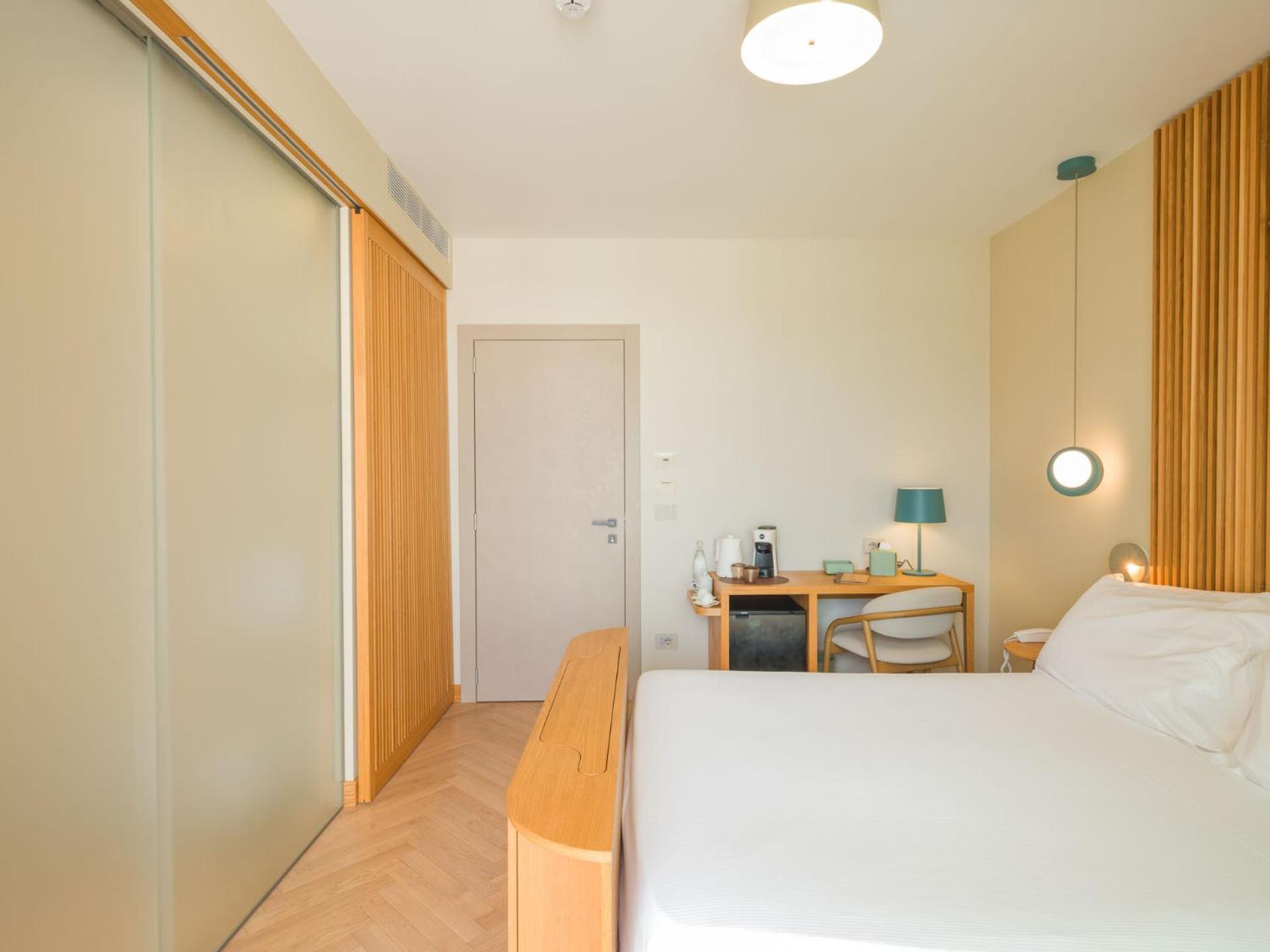 Deluxe Double Room Balcony