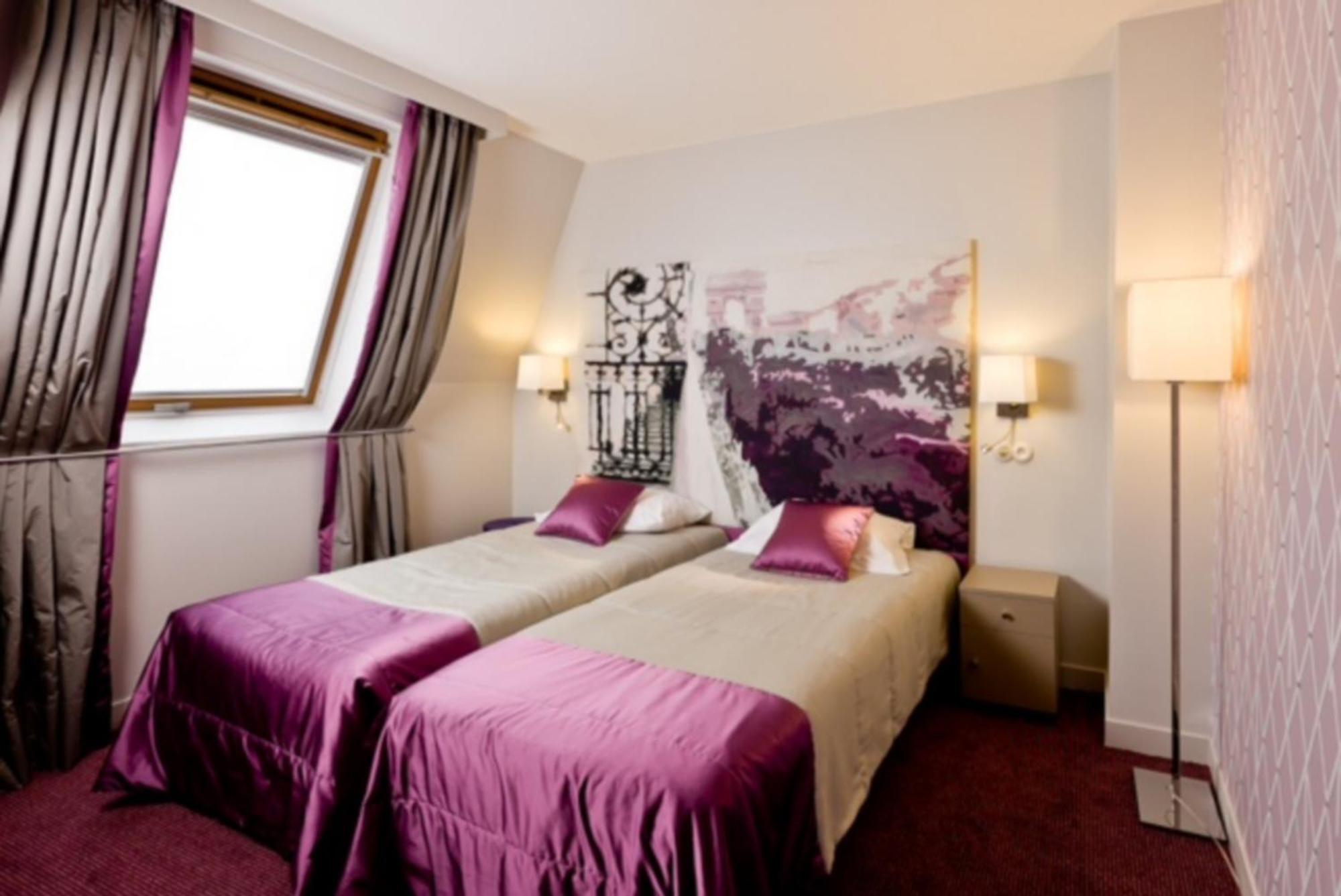 Quarto Opera com 2 Camas de Solteiro