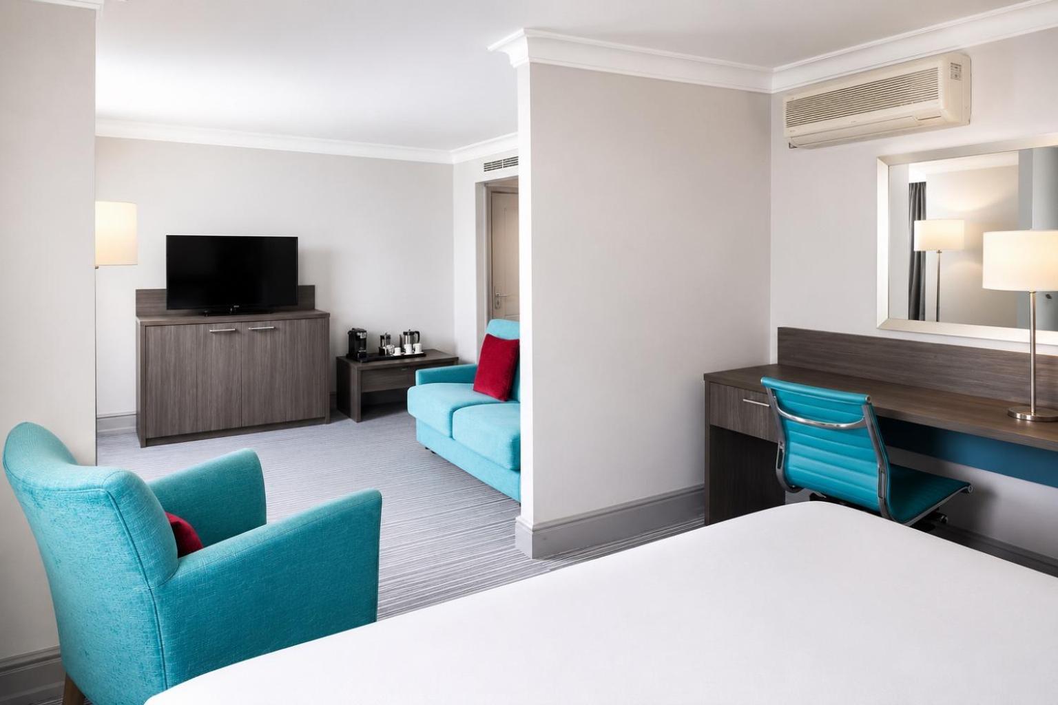 Superior King Room