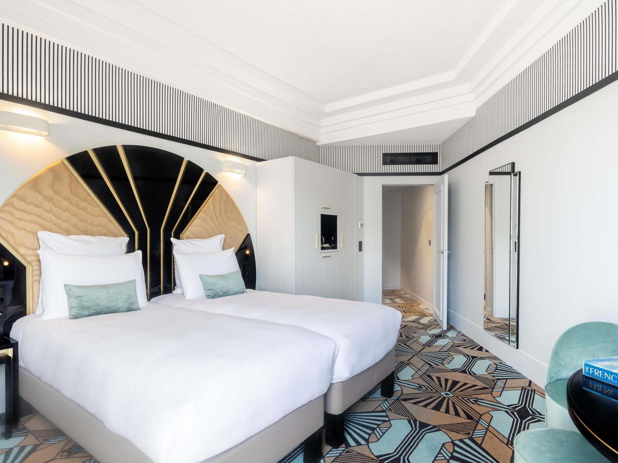 Superior Room 2 Single Beds Balcony
