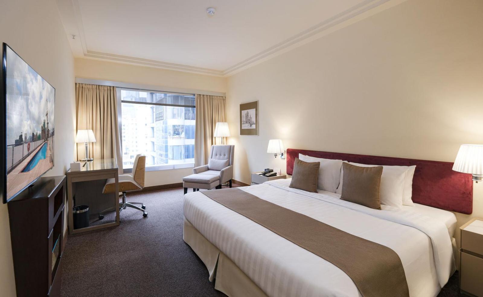 Deluxe King Room City View Non-smoking