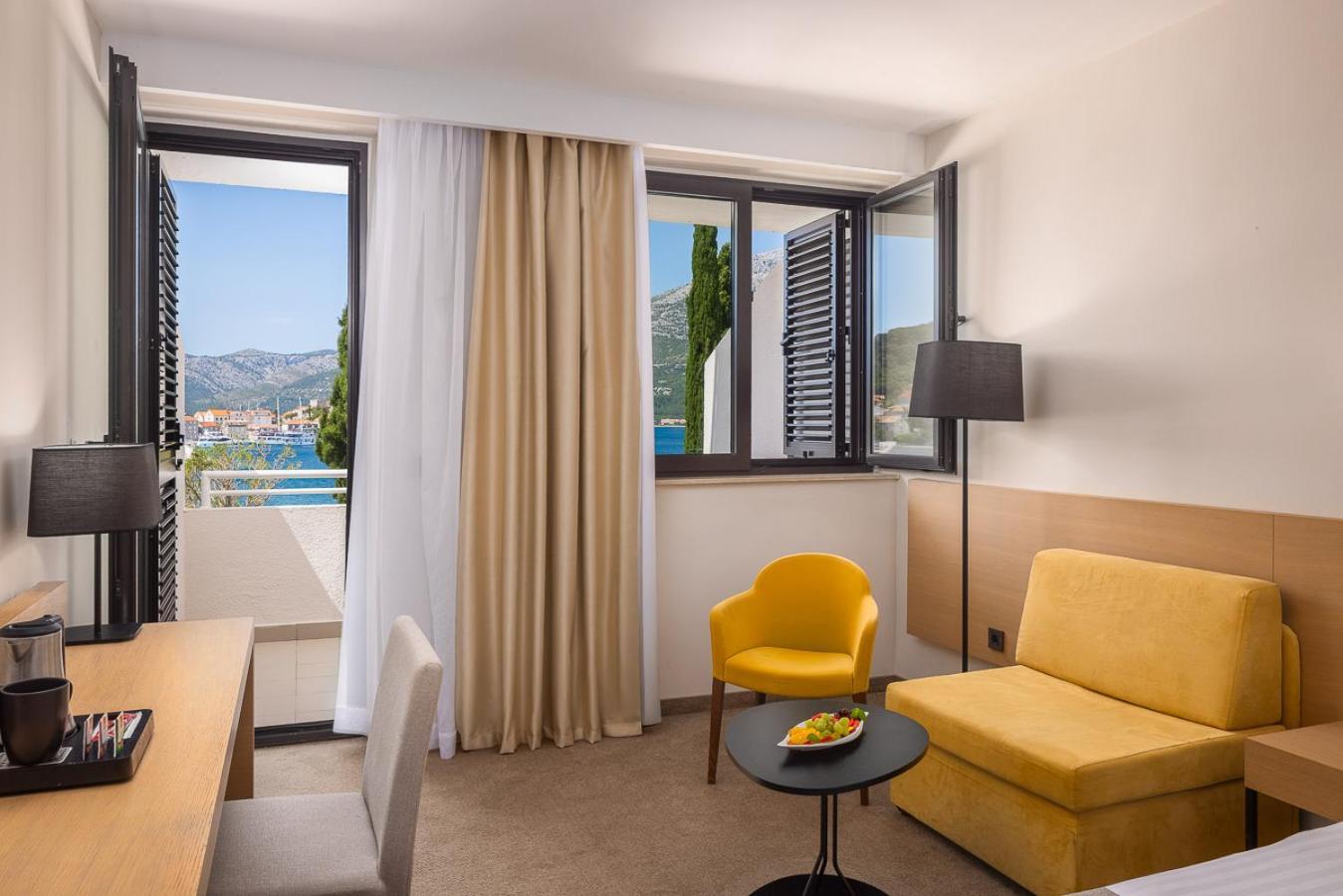 Superior Double Room Seaside Balcony Extra Bed