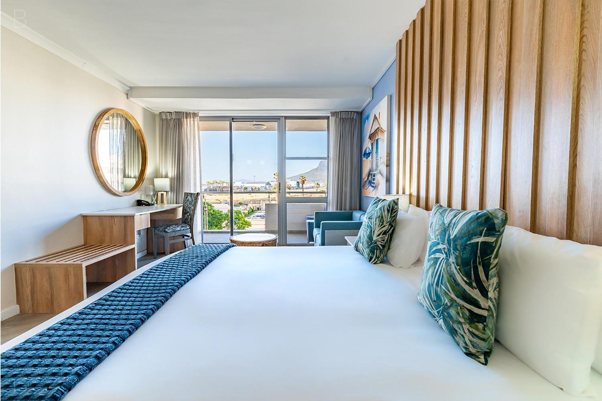 Partial Mountain View King or Twin Room