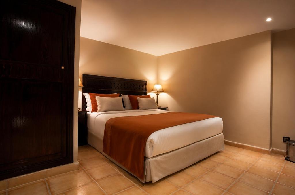 Duplex Room