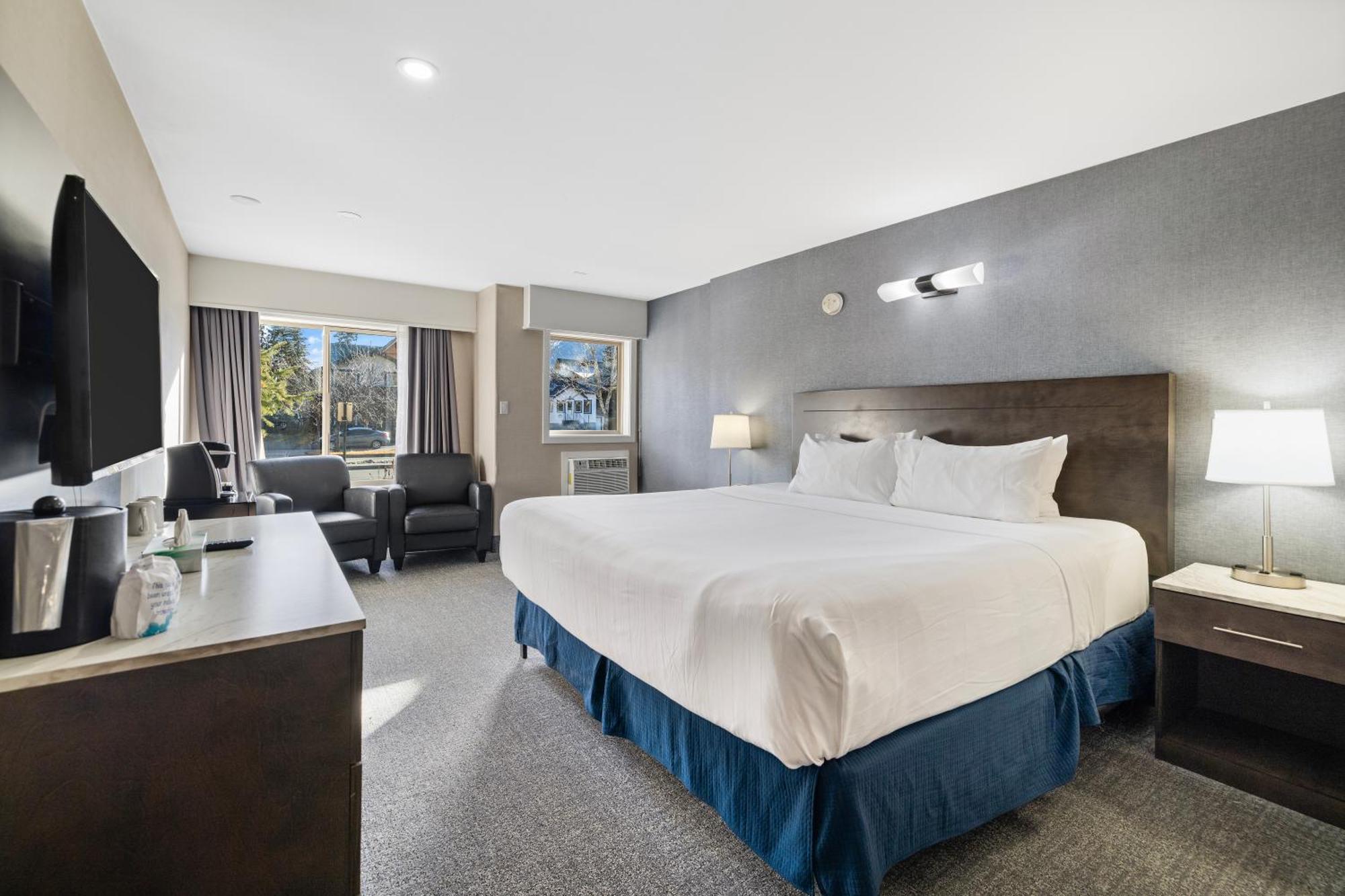 Standard King Room