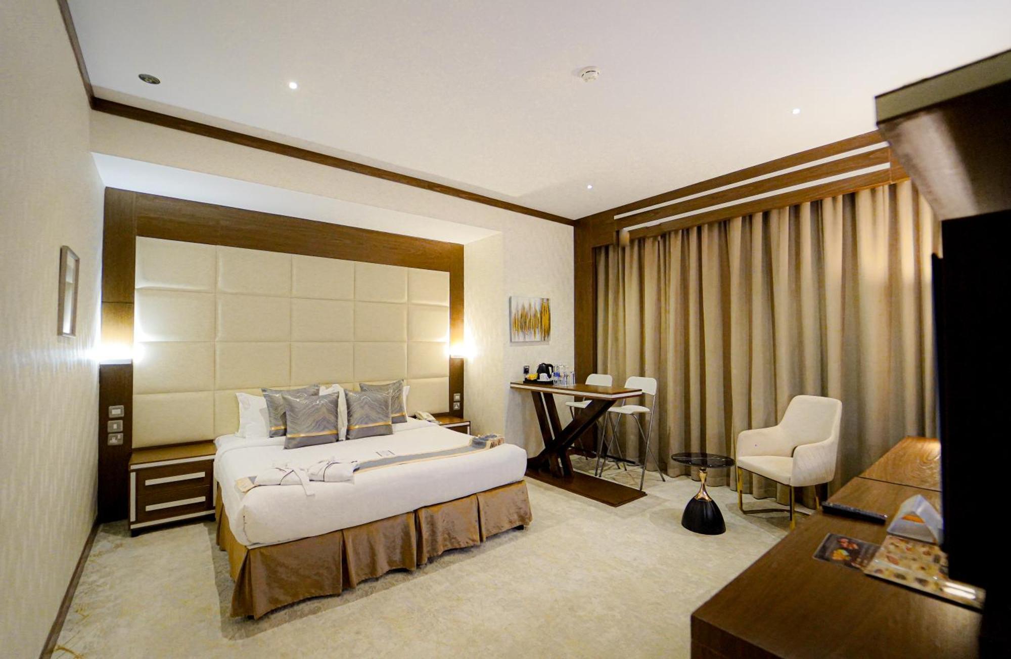 One Bedroom Junior Suite