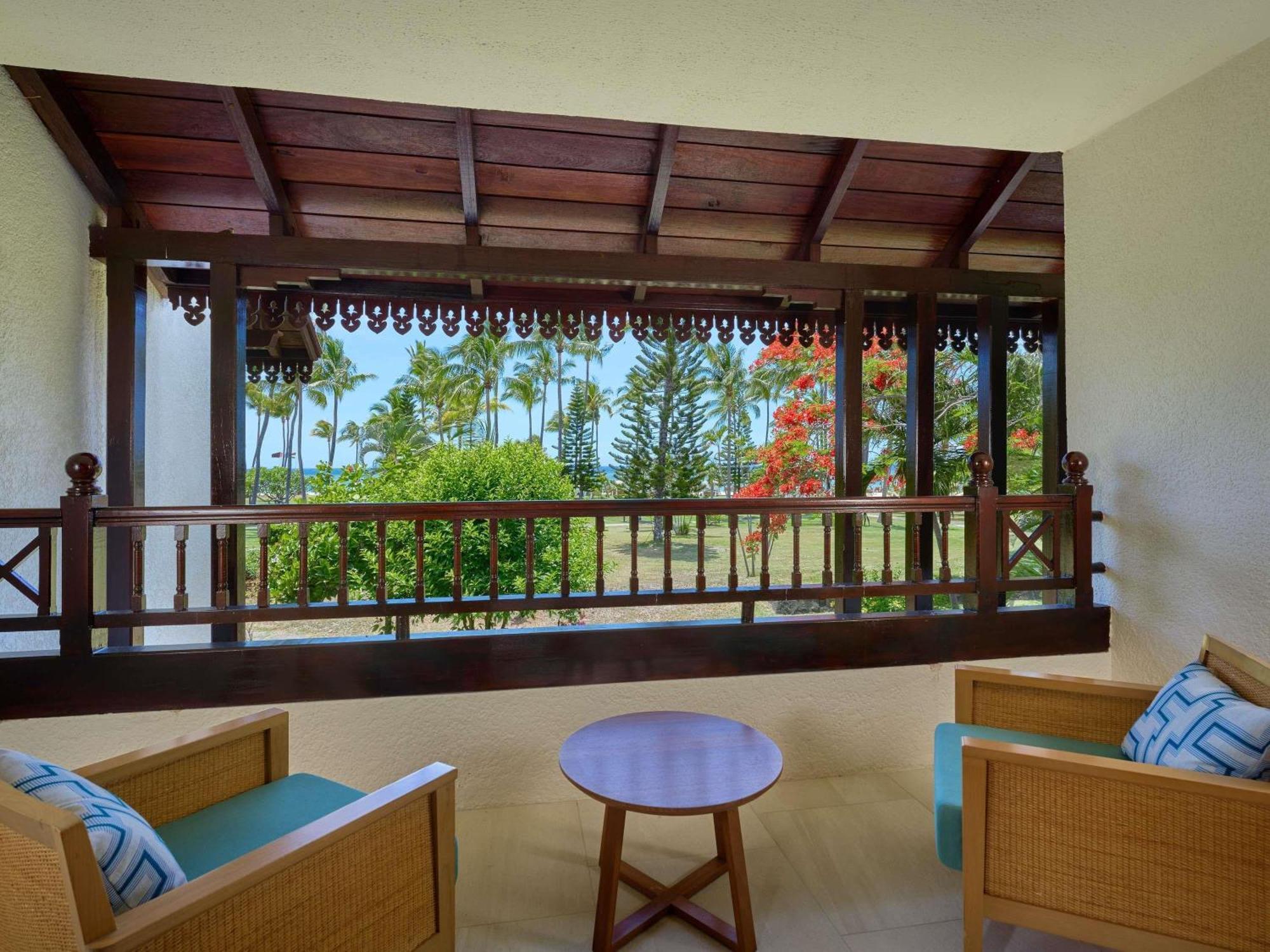 LUXURY ROOM King Bed sea facing balcony or terrace