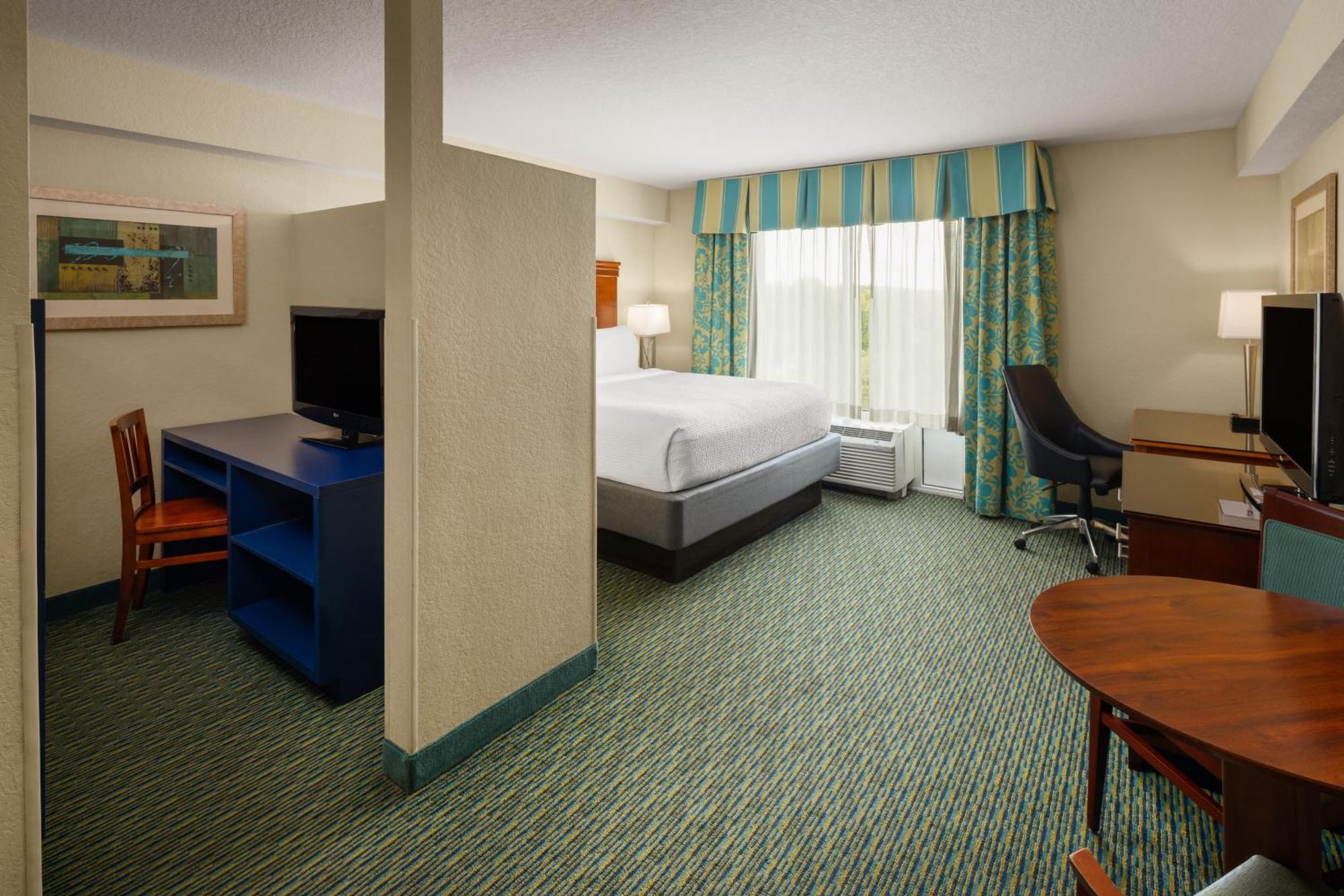 King Suite One Bunk Bed