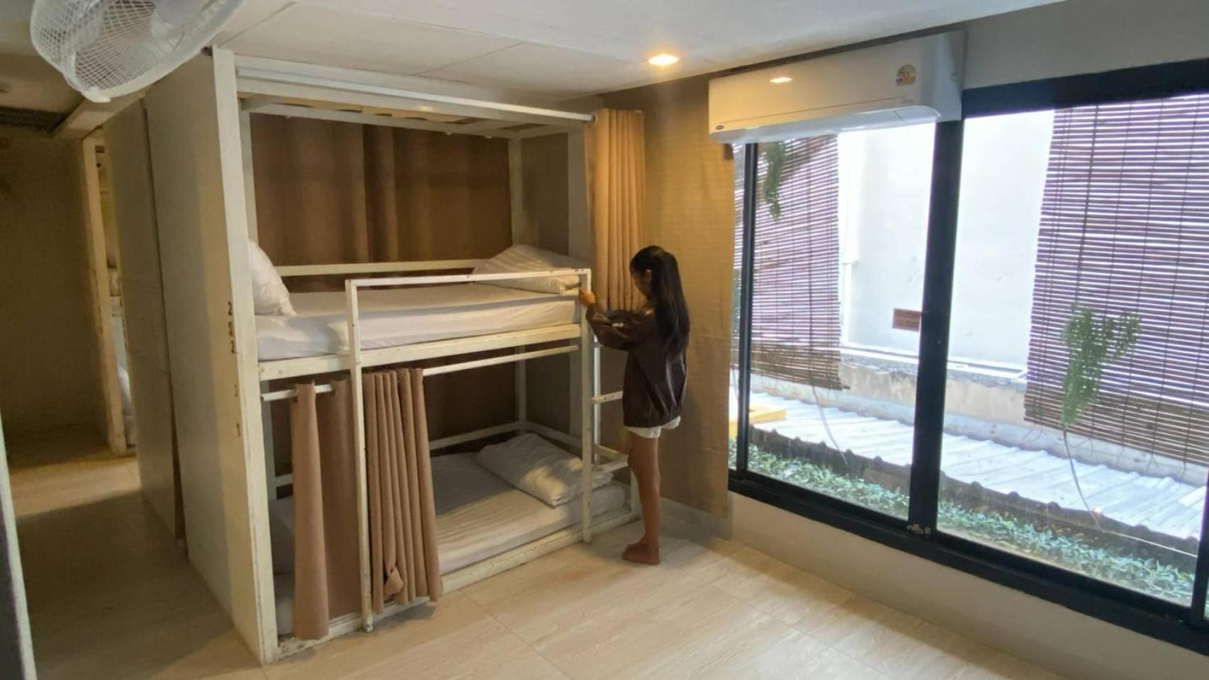 Bunk Bed Mixed Dormitory room