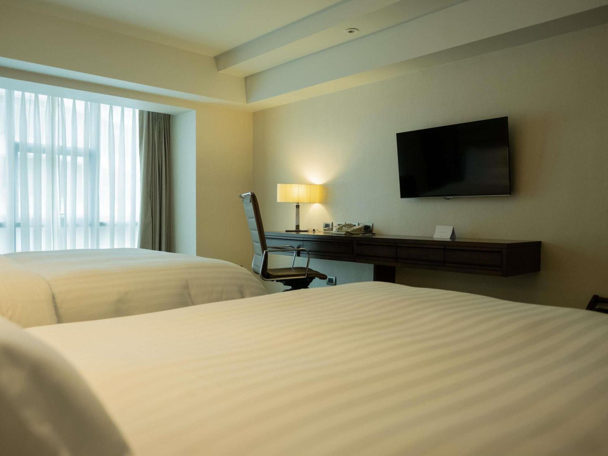Classic Double Room Two Double Beds