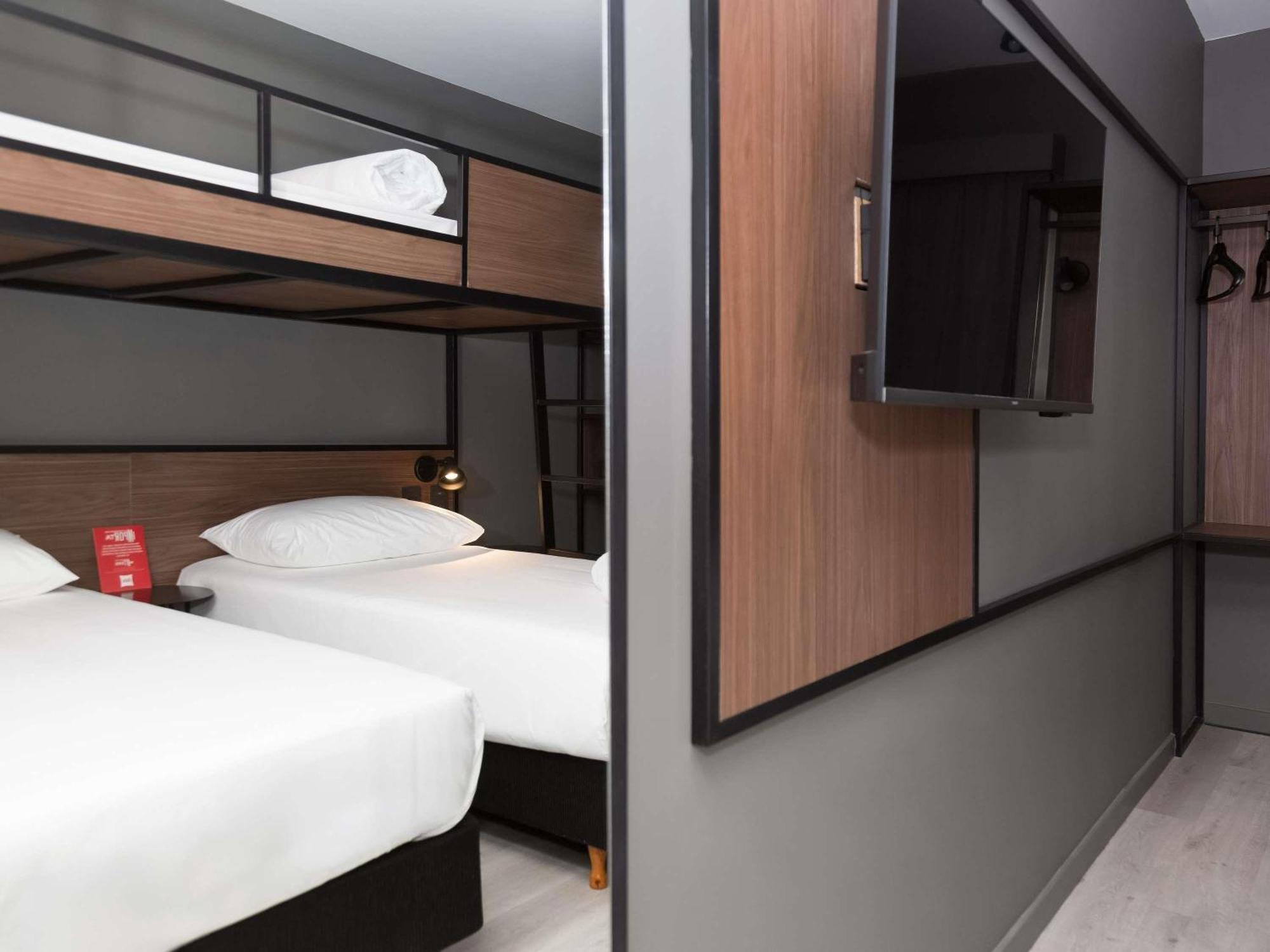 Standard Room Three Single Beds