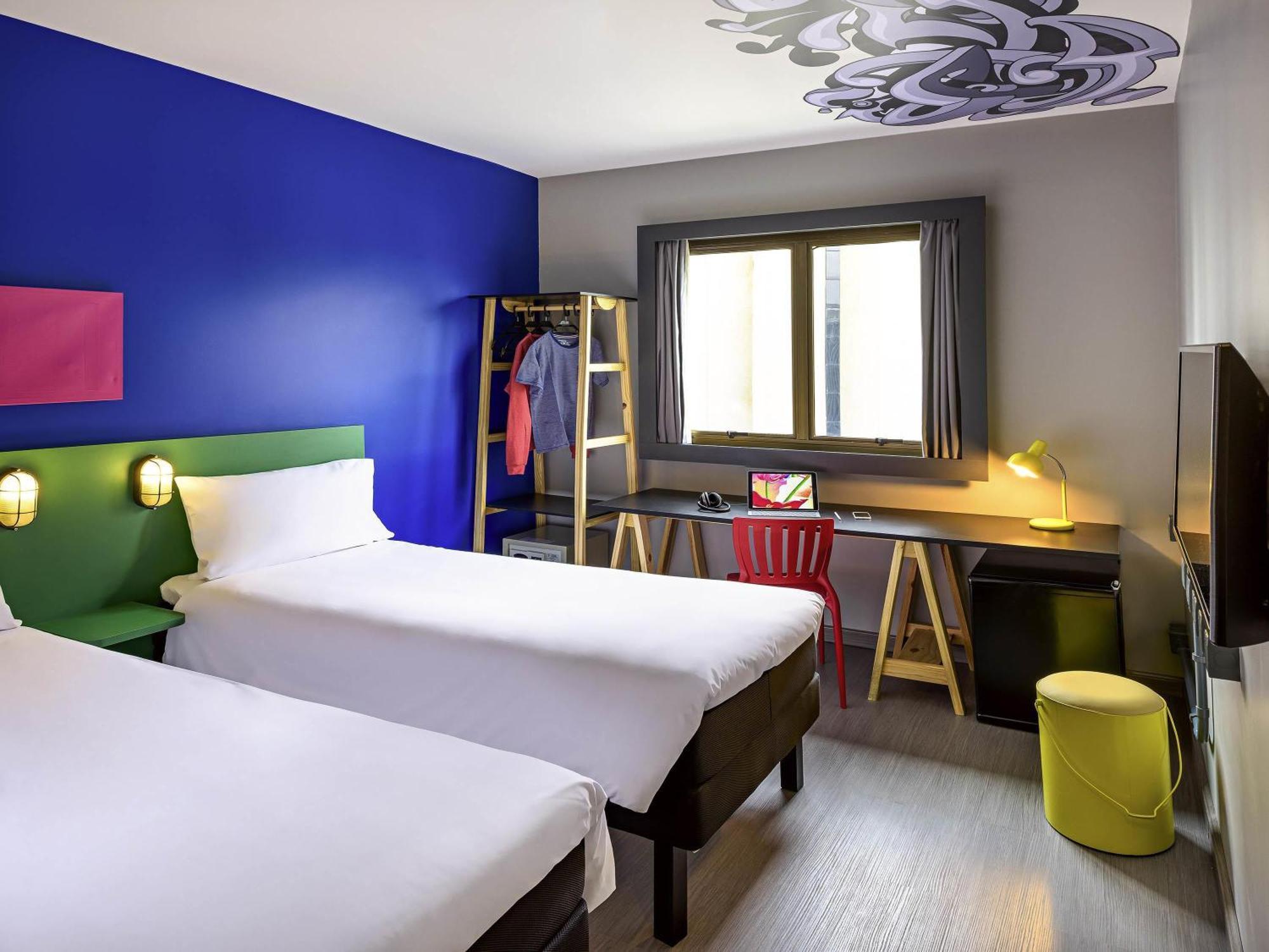 Standard Apartment Twin Beds