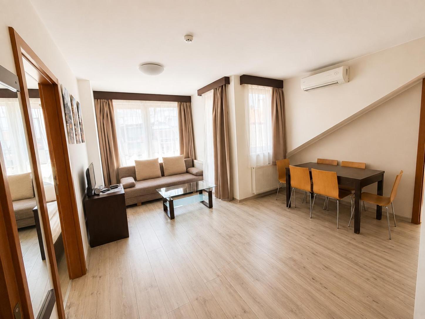 Deluxe Two-Bedroom Apartment Air-conditioning