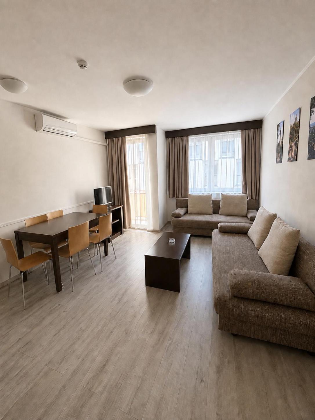 Superior One-Bedroom Apartment Air-conditioning