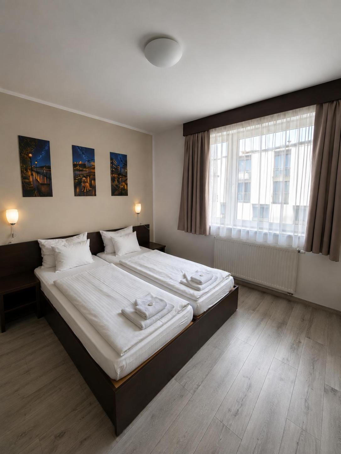 Deluxe Two-Bedroom Apartment Air-conditioning