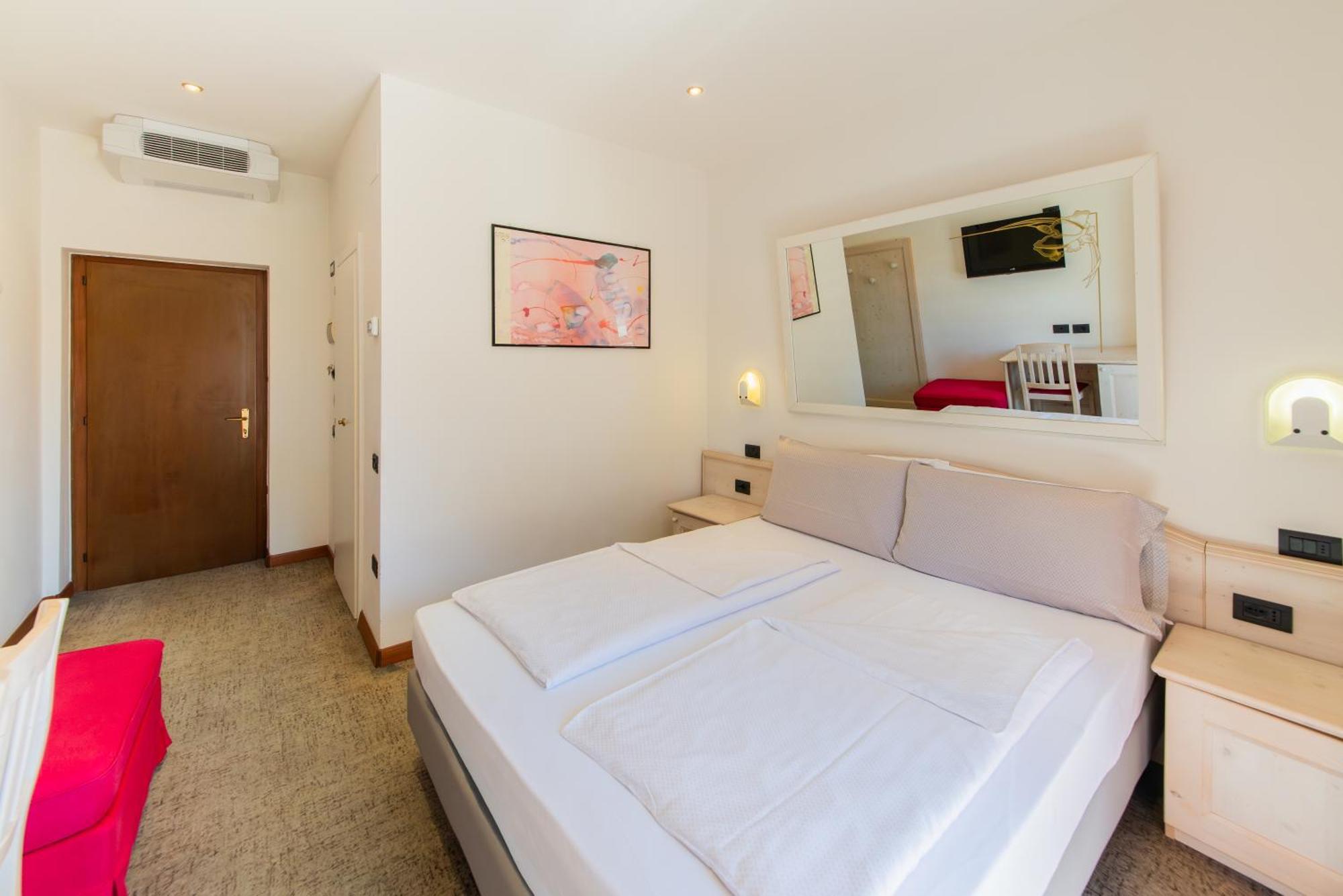 Basic Double Room