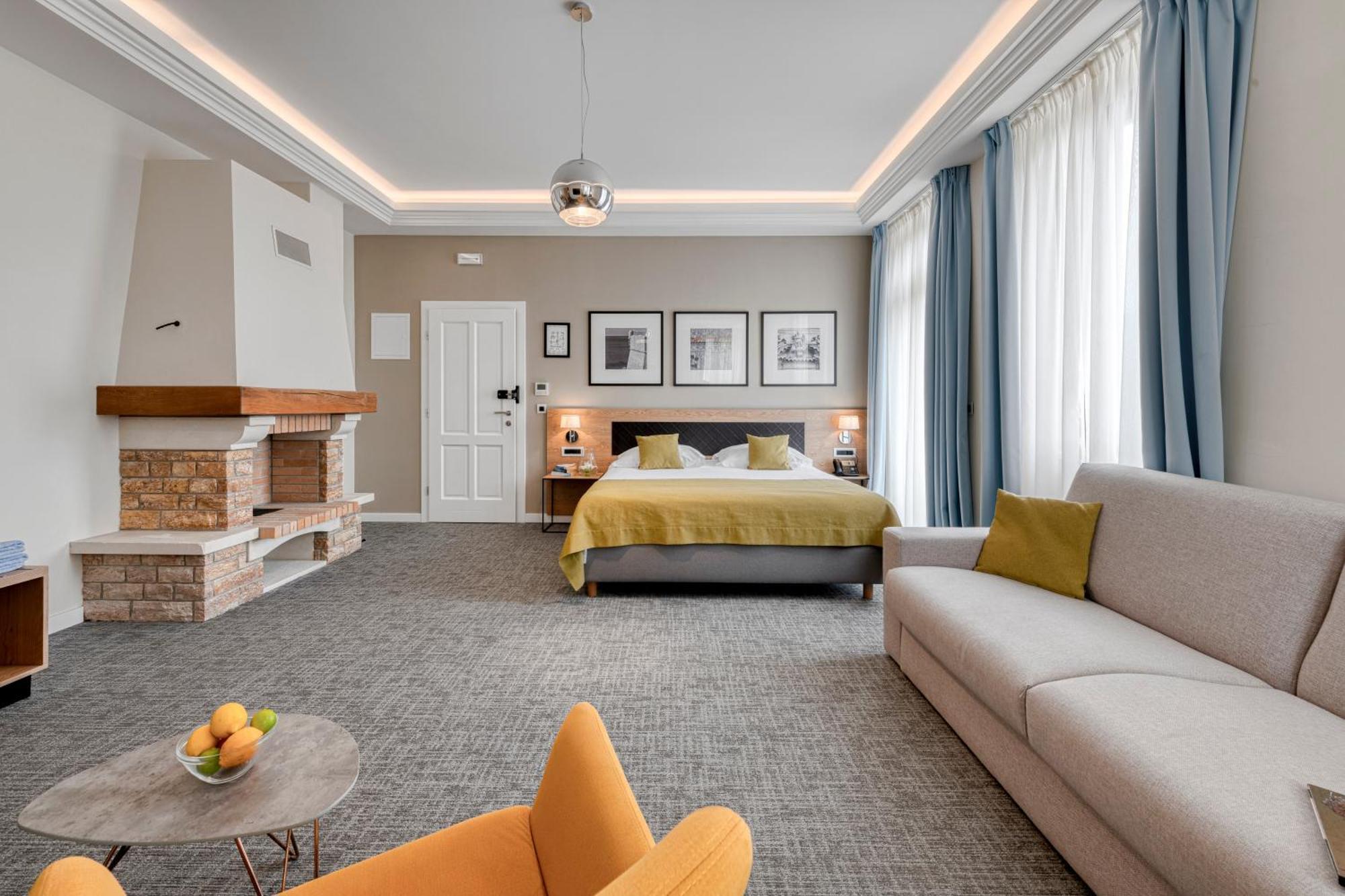 Deluxe Double Room Balcony