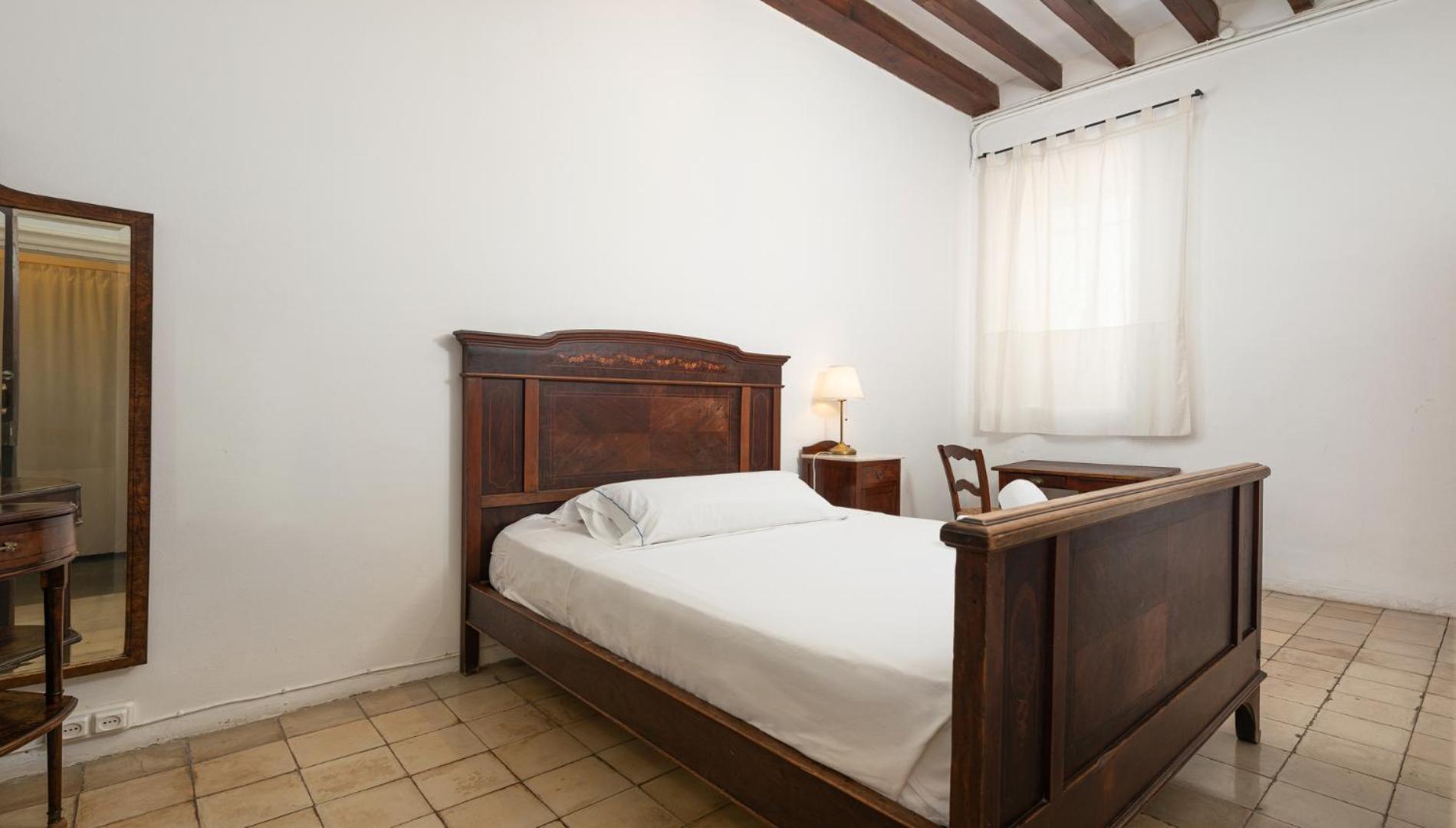 Double Room Private Bathroom