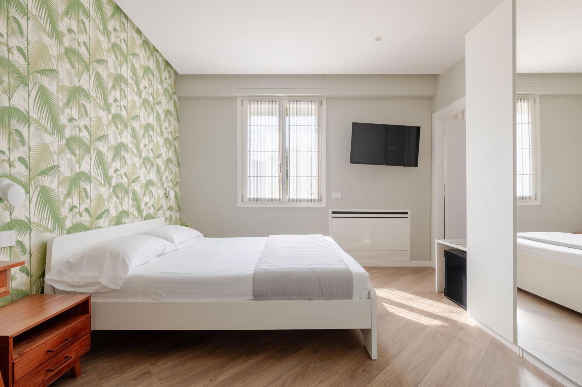 Double Room City View Piazza Cittadella 16