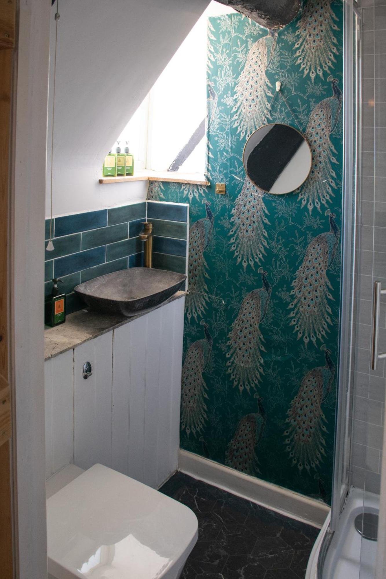 Double Room Private Bathroom