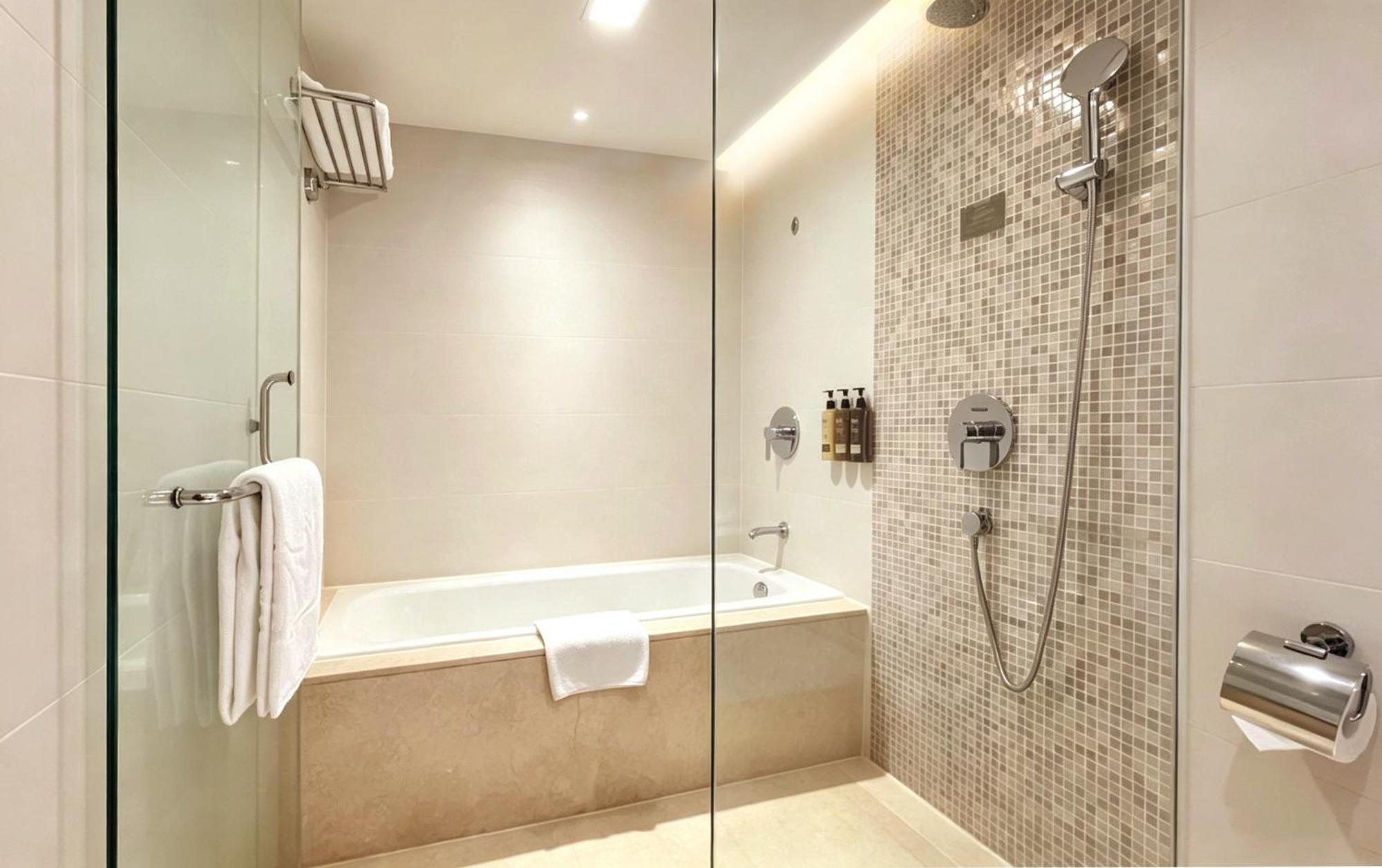Premium Deluxe King Room