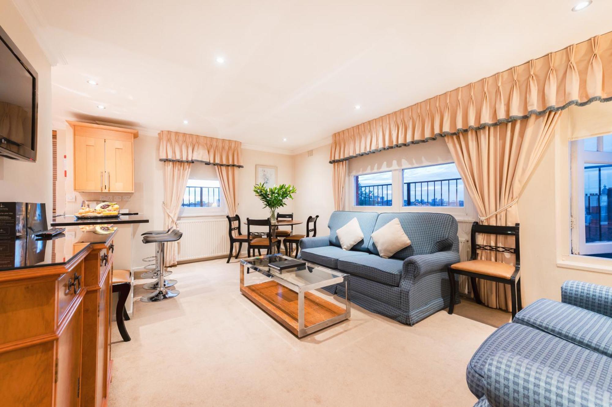 One-Bedroom Apartment