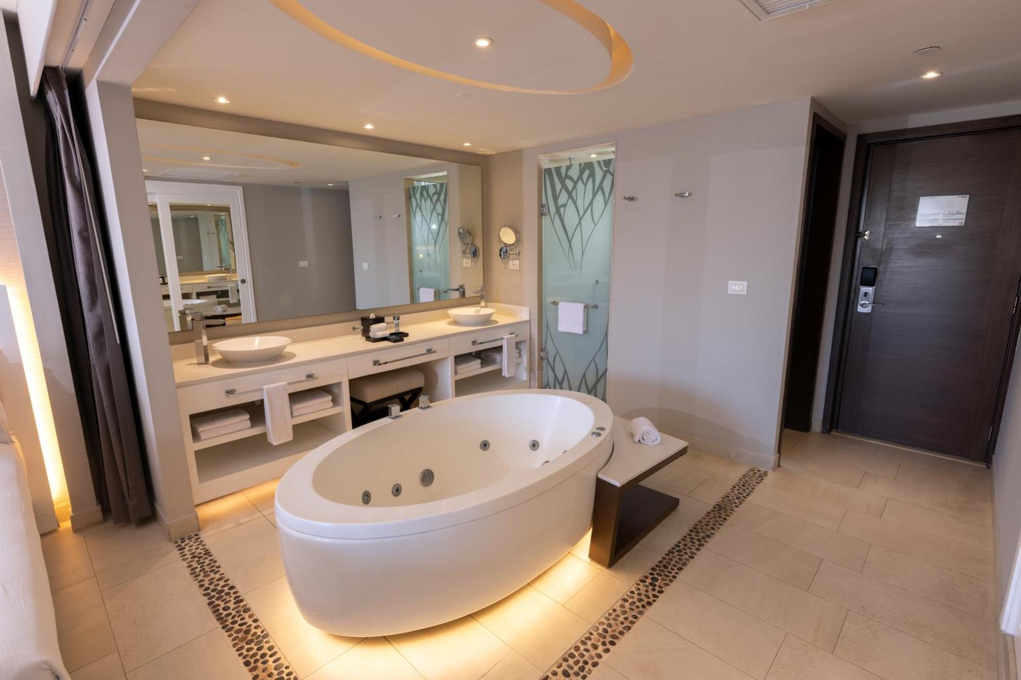 Suite Luxury con Vista Oceano e Terrazza con Vasca Idromassaggio