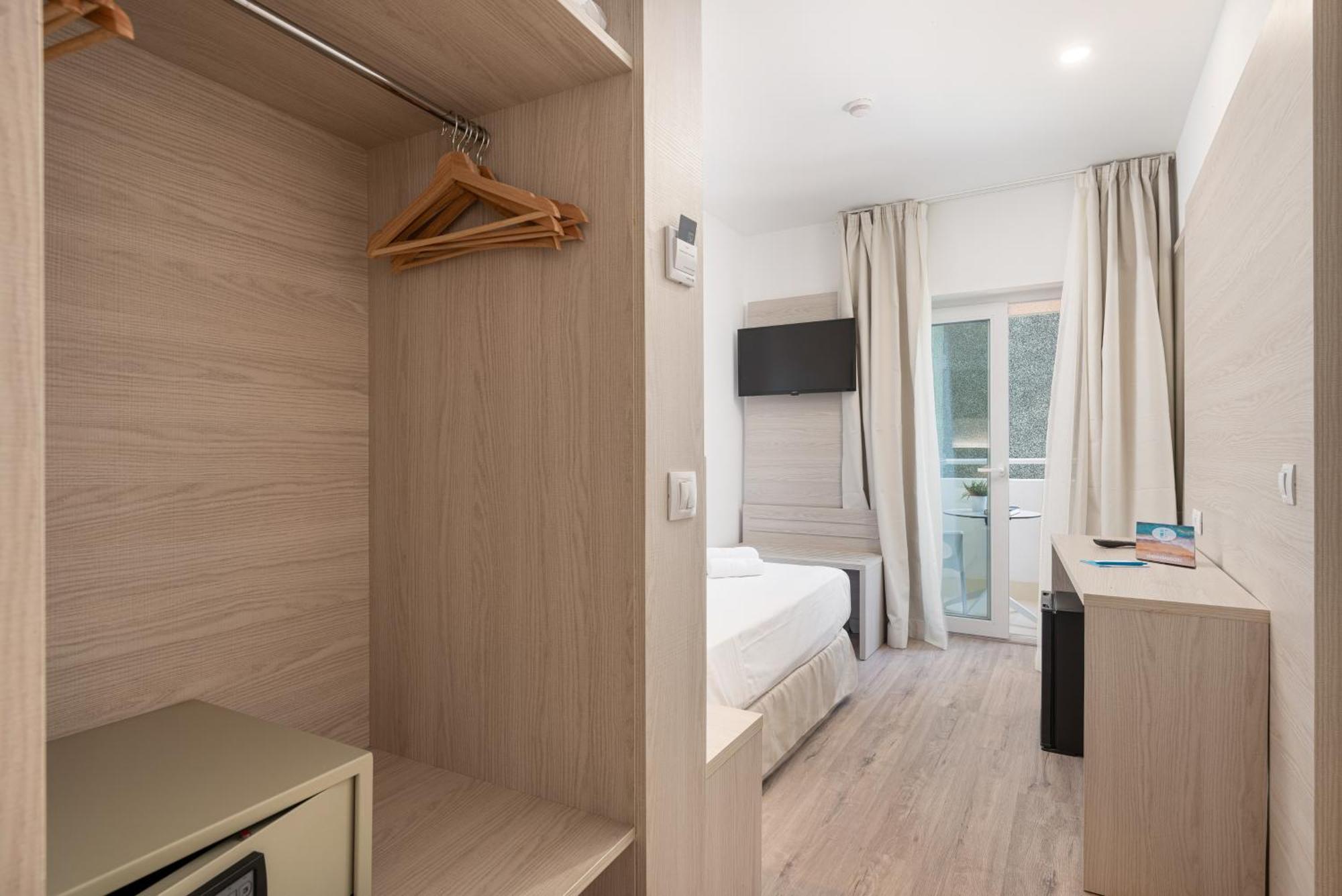 Comfort Single Room Balcony