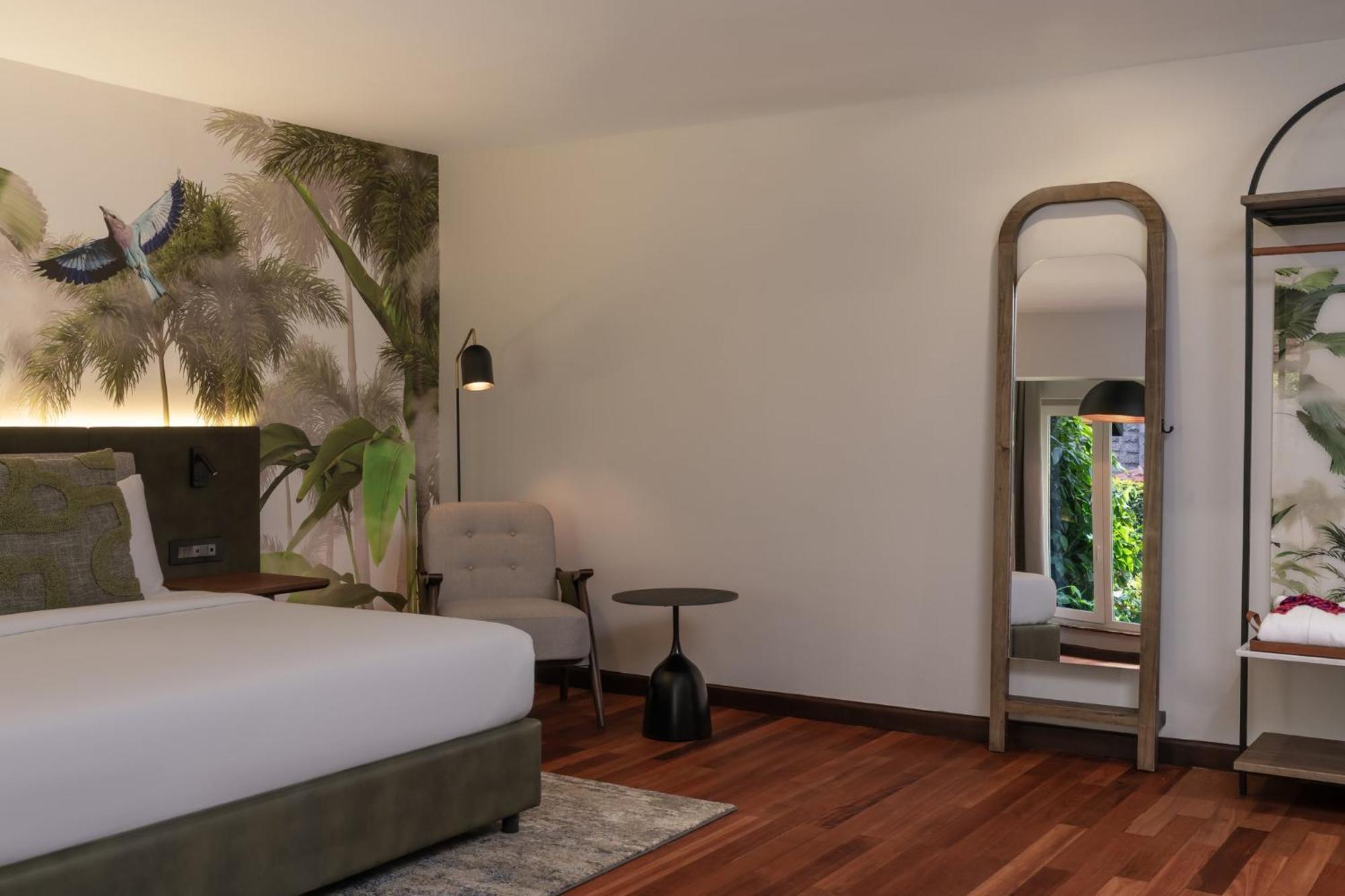 Premium Queen Room