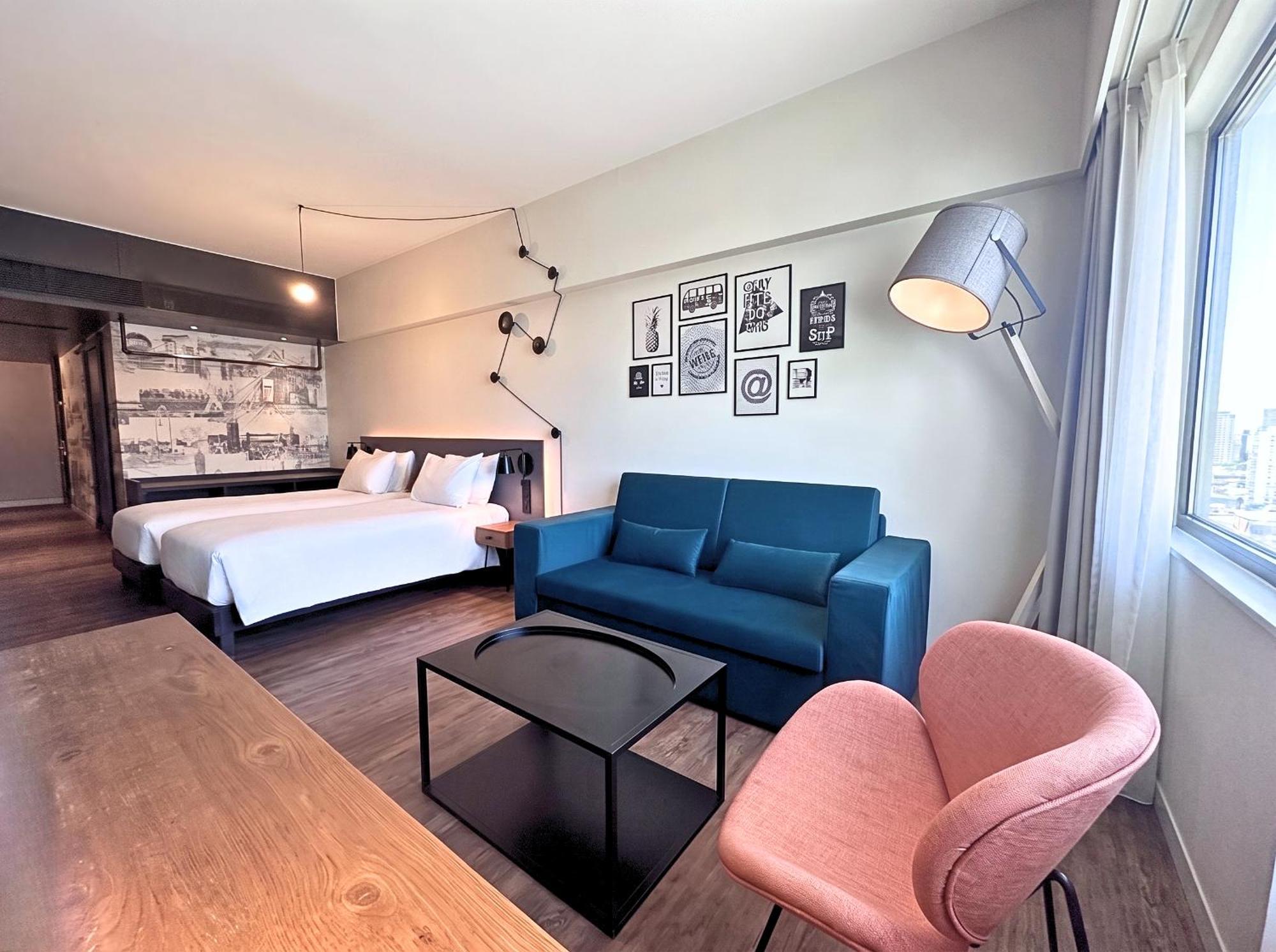 Penta Pro Twin Room