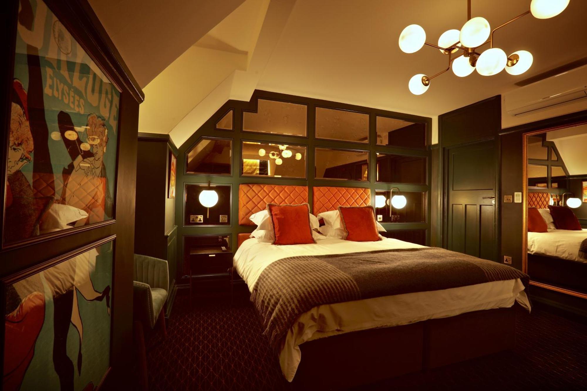 Superior King or Twin Room