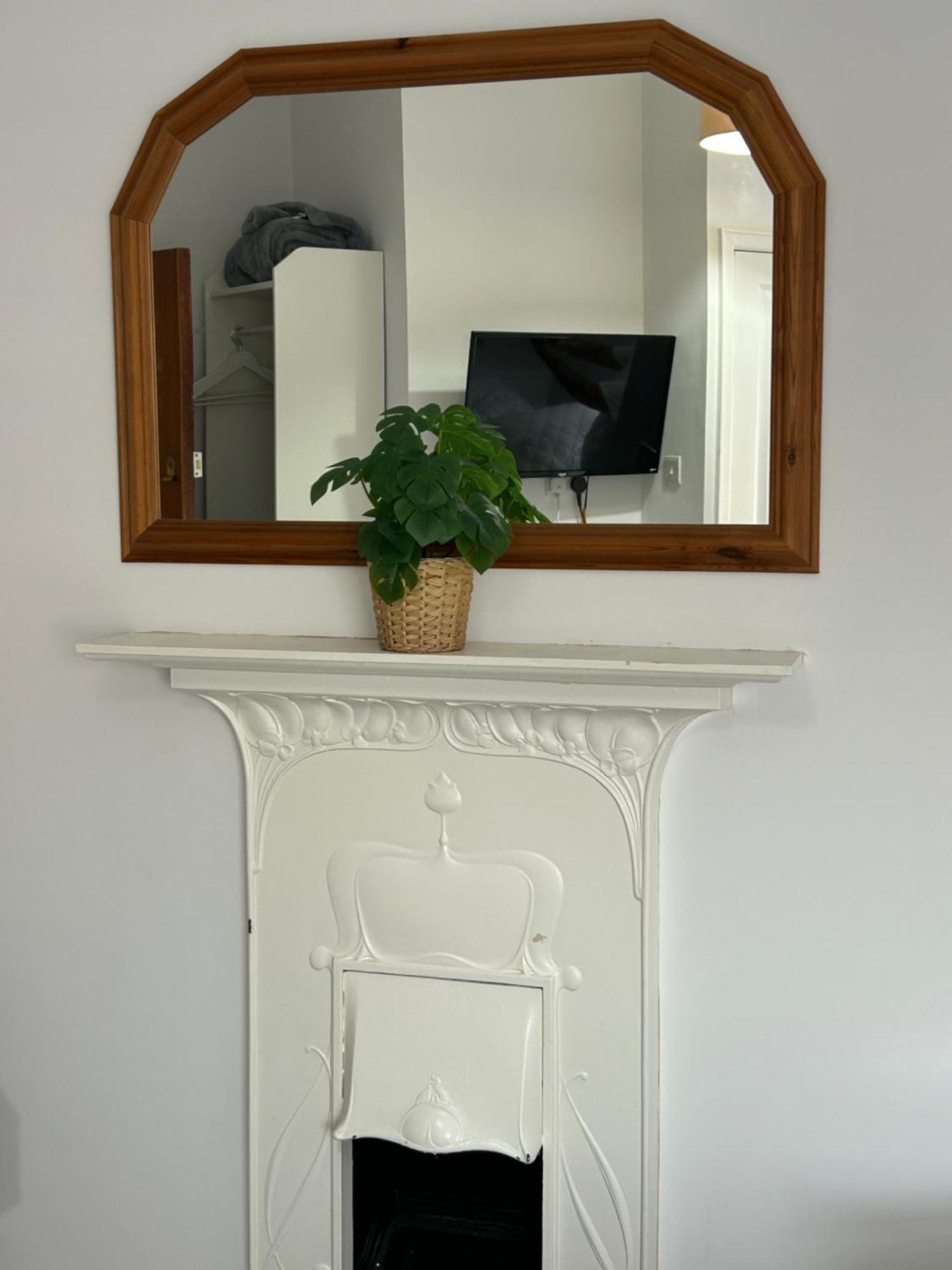 Double Room Private Bathroom