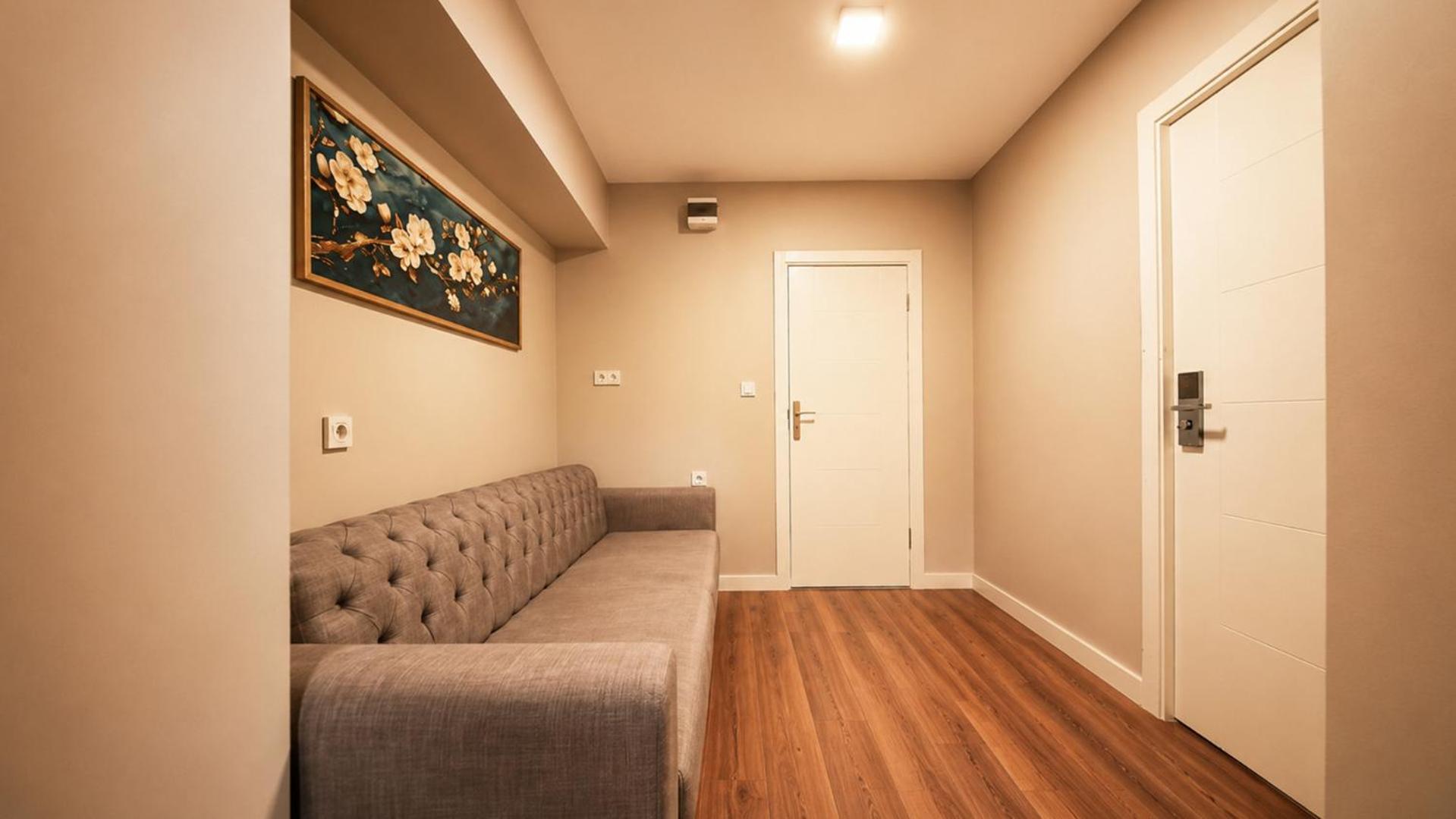 Large Double Room