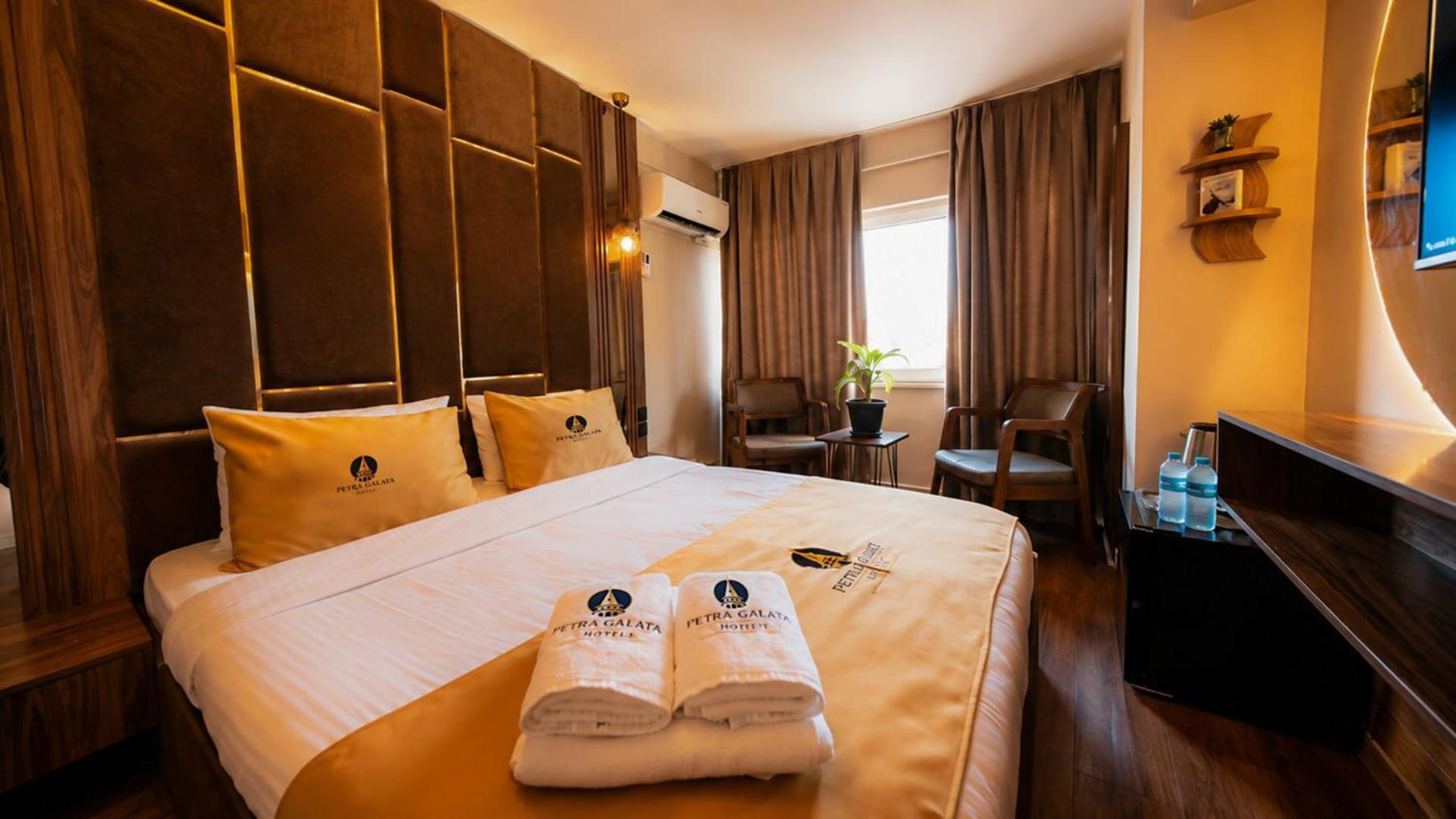 Large Double Room