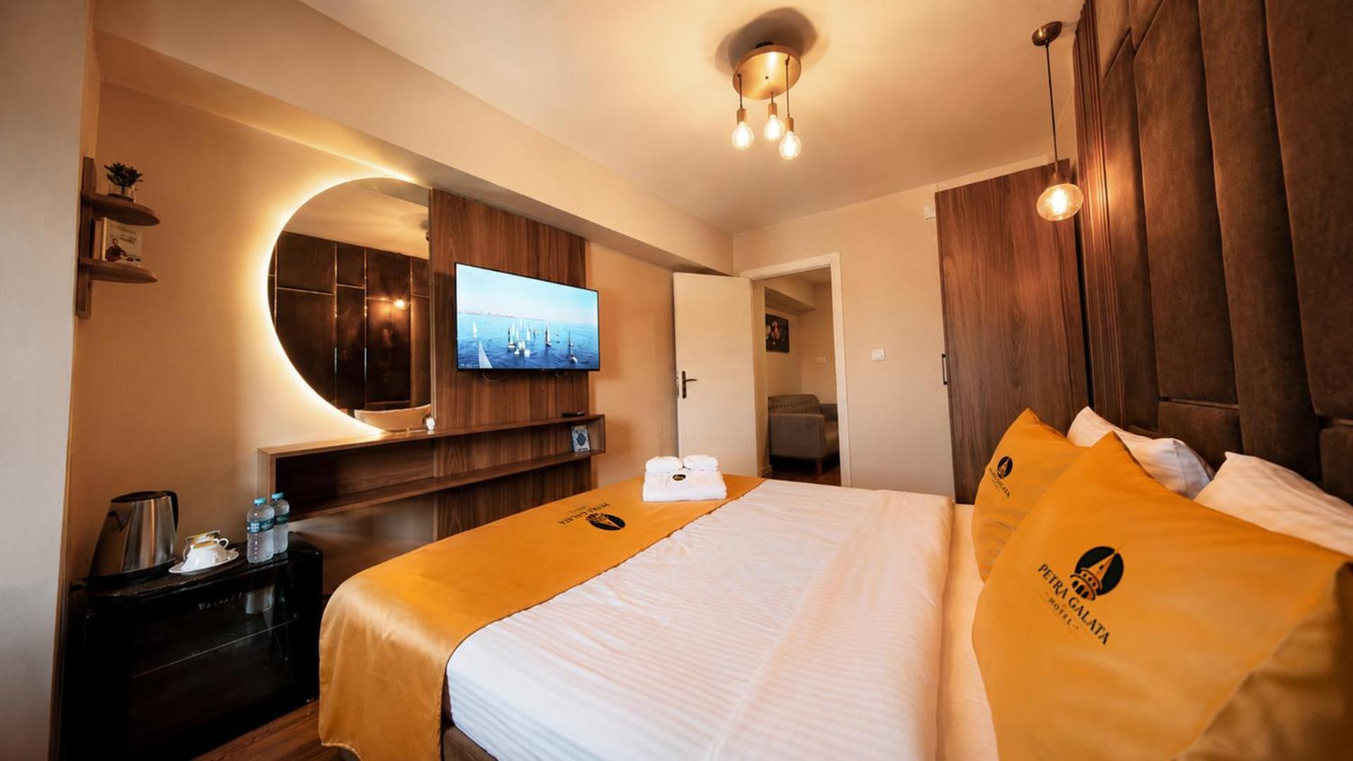 Large Double Room