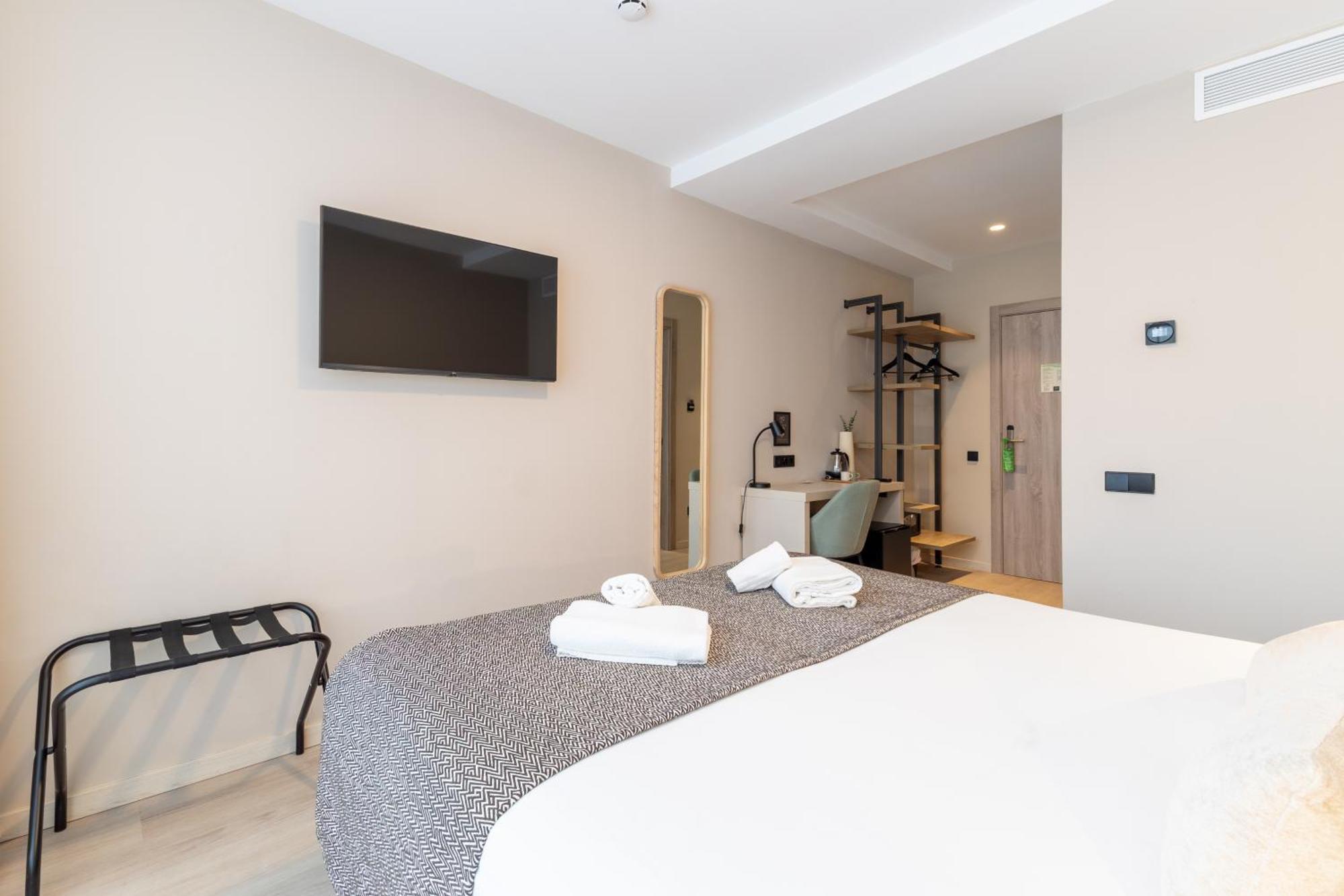 Economy Double or Twin Room