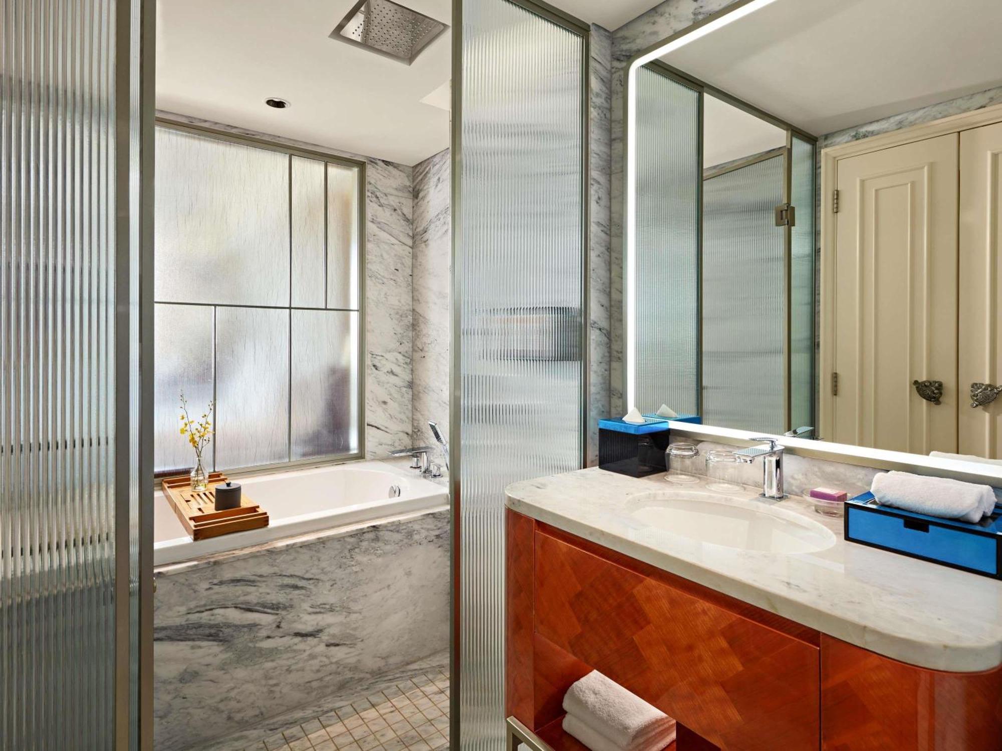 Premium King Room Complimentary daily chocolate hour 5-6pm
