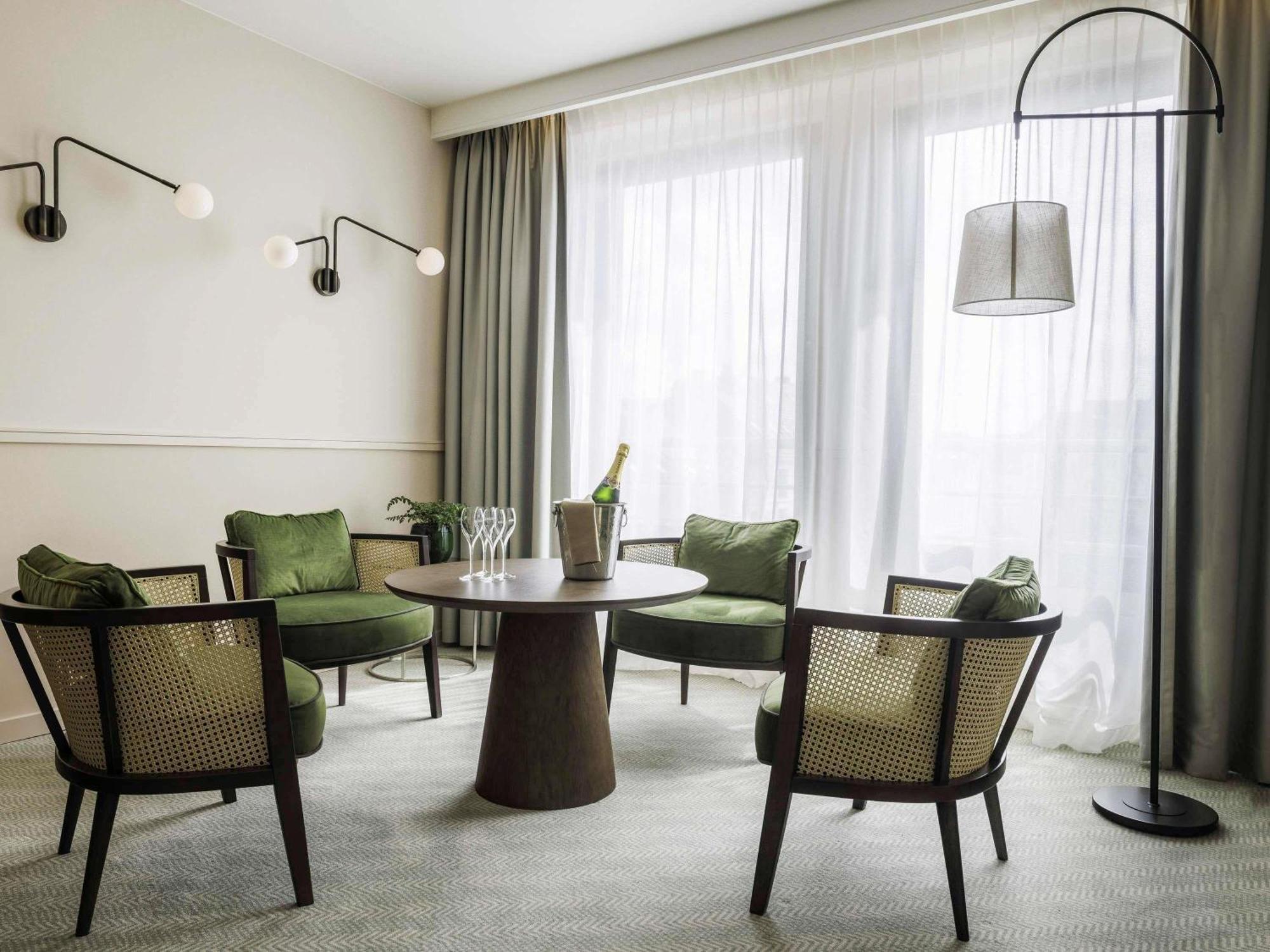 One-Bedroom Junior King Suite Separate Living Area