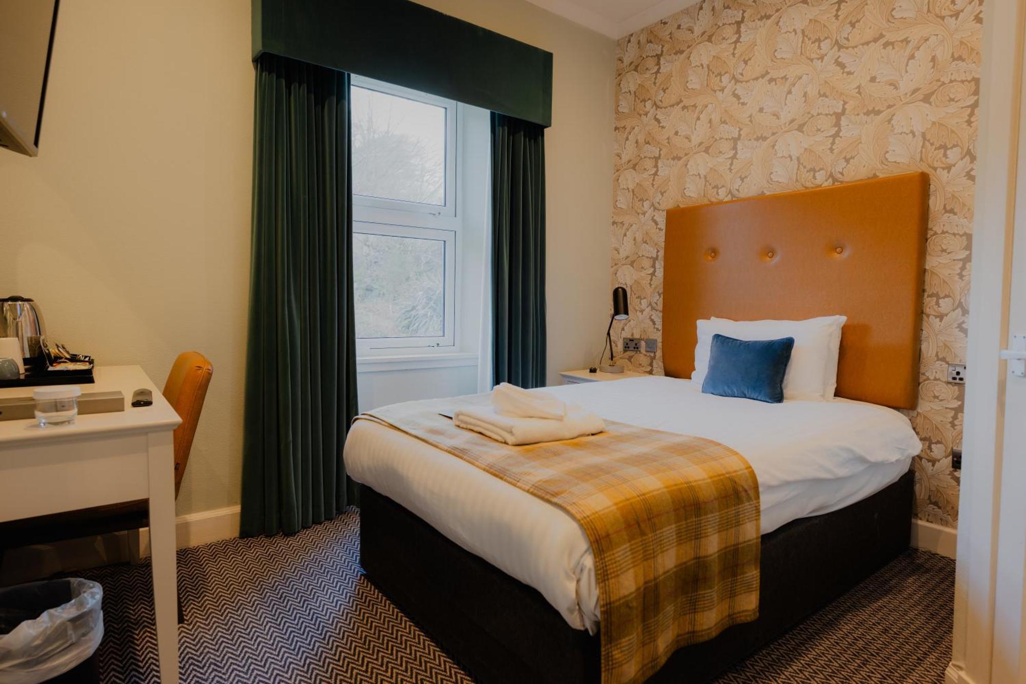 Guest Single Room