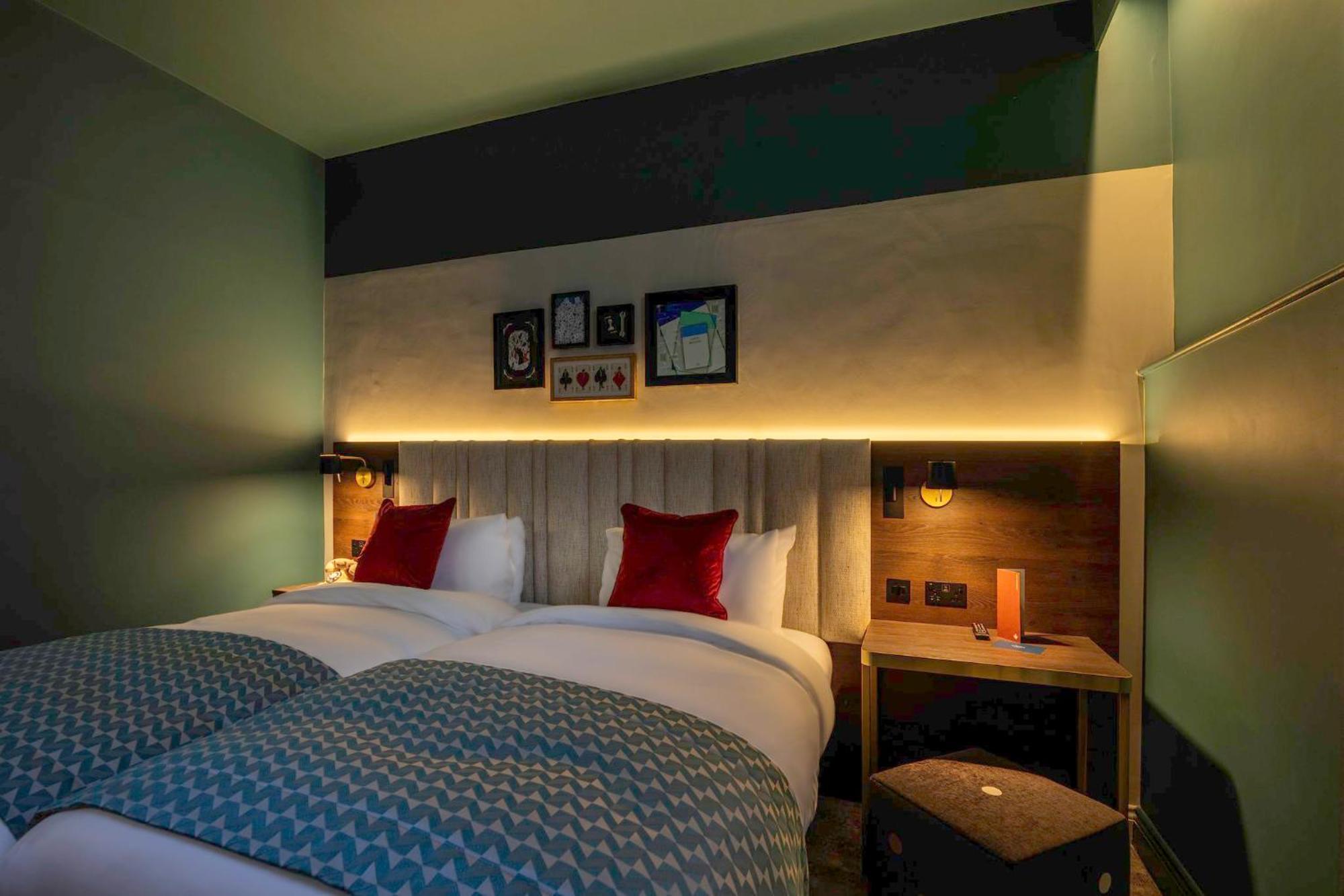Standard Room Two Single Beds