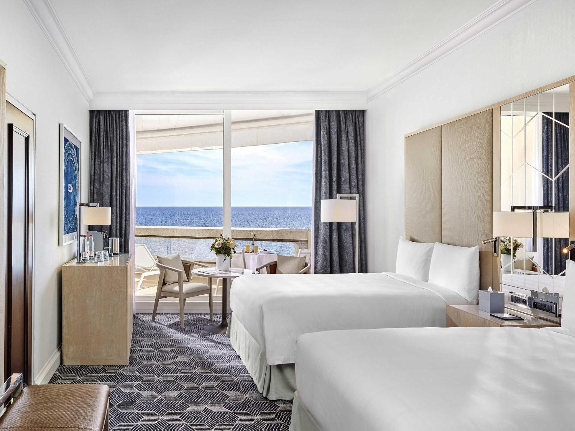 Deluxe Double Room Two Double Beds Sea View
